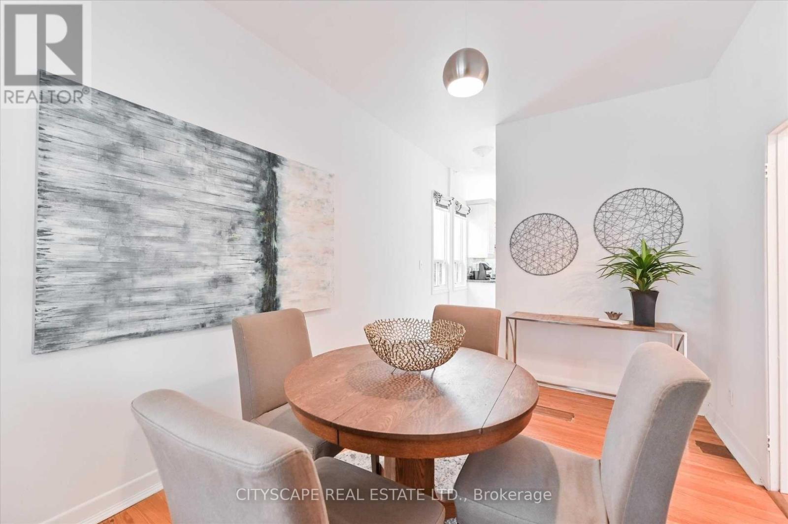 15 Midburn Avenue, Toronto, Ontario  M4C 2C8 - Photo 12 - E12375960