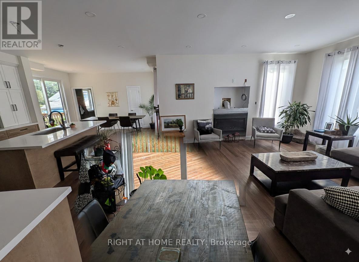5 Phair Avenue, Clarington, Ontario  L1E 2W5 - Photo 4 - E12375971