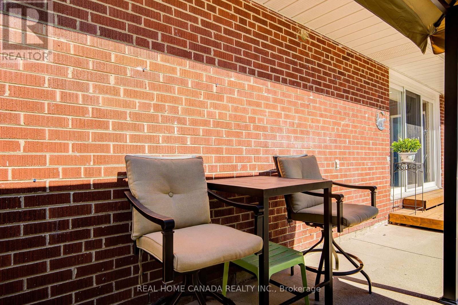 29 Ellesboro Drive, Mississauga, Ontario  L5N 1C3 - Photo 49 - W12375197