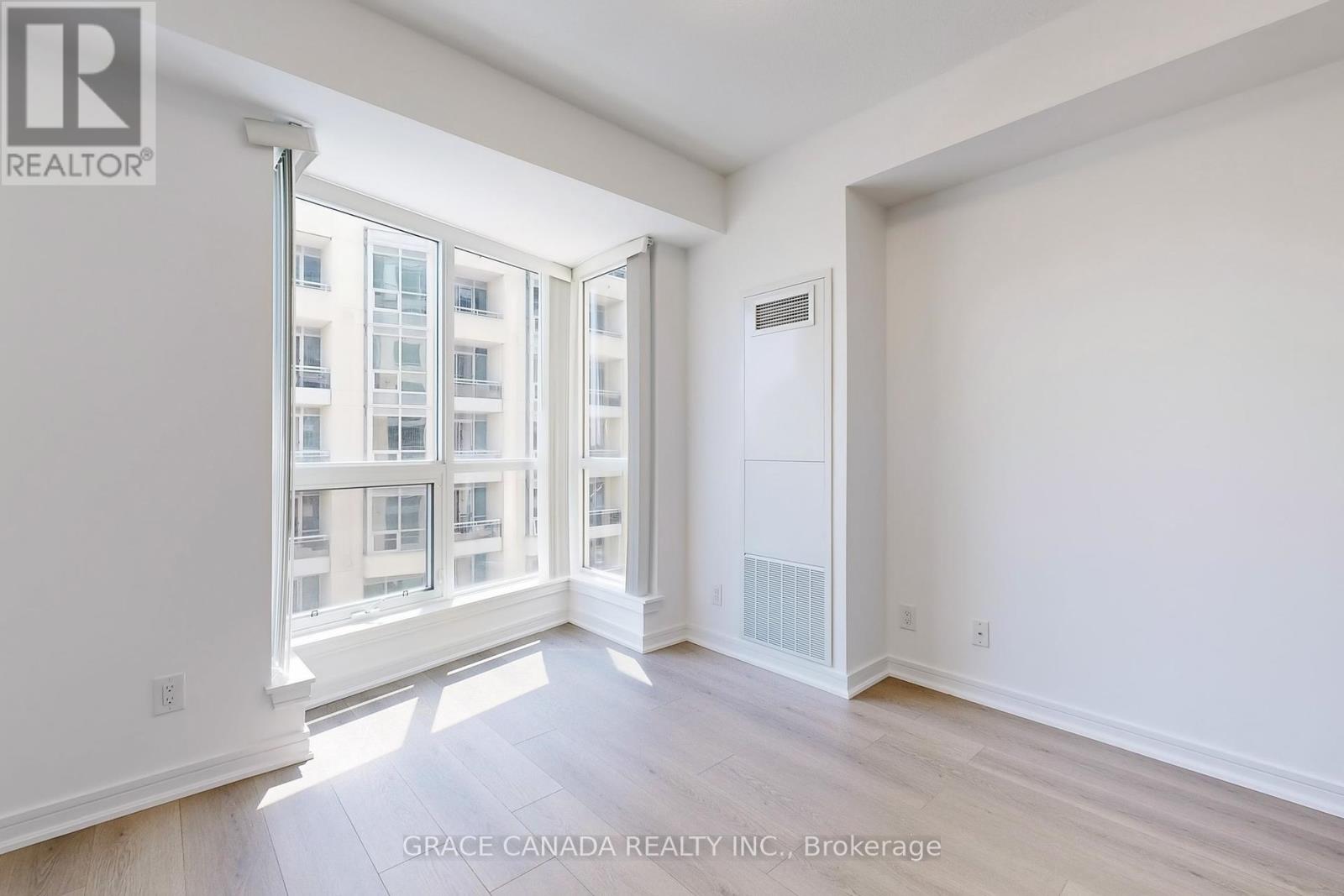 409 - 9205 Yonge Street, Richmond Hill, Ontario  L4C 1V5 - Photo 23 - N12375963