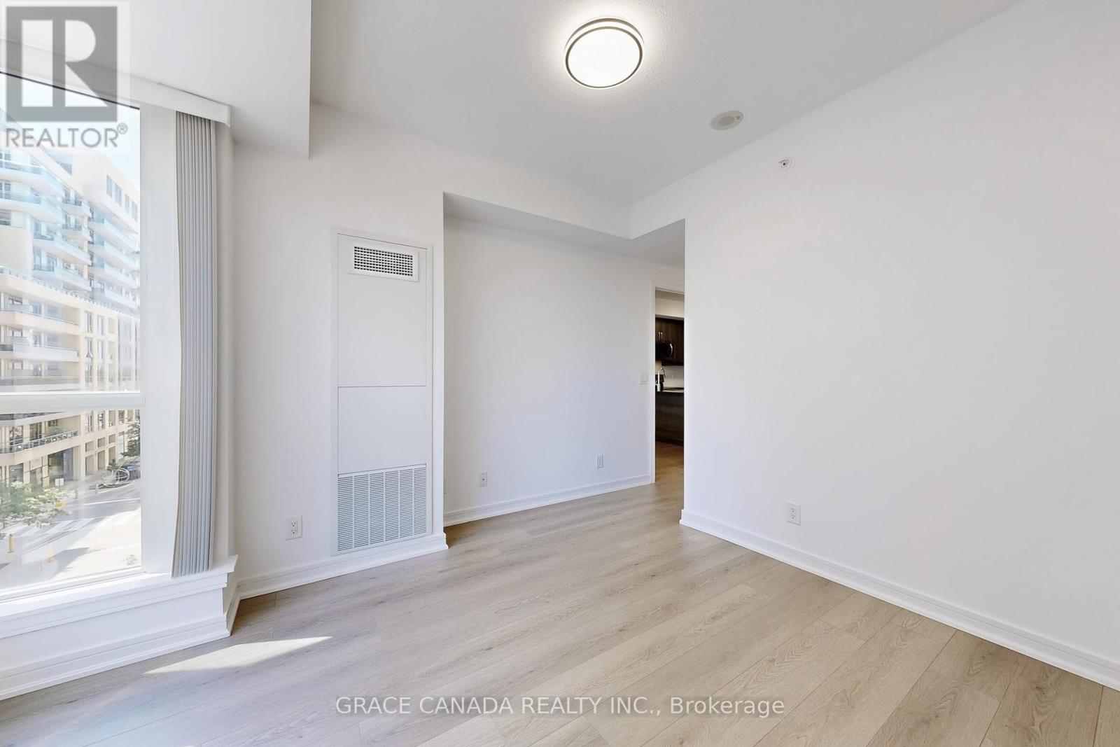 409 - 9205 Yonge Street, Richmond Hill, Ontario  L4C 1V5 - Photo 25 - N12375963