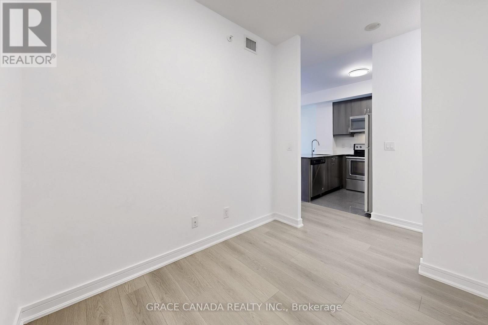 409 - 9205 Yonge Street, Richmond Hill, Ontario  L4C 1V5 - Photo 29 - N12375963