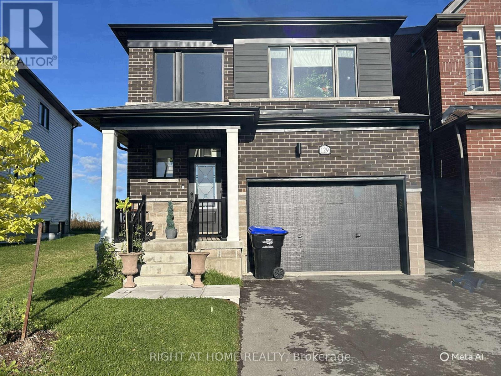 129 Union Boulevard, Wasaga Beach, Ontario  L9Z 0P1 - Photo 1 - S12375978