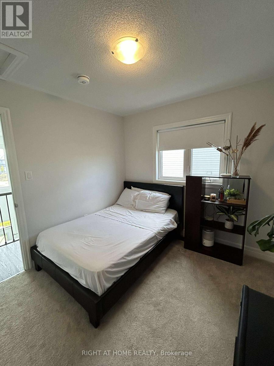 129 Union Boulevard, Wasaga Beach, Ontario  L9Z 0P1 - Photo 9 - S12375978