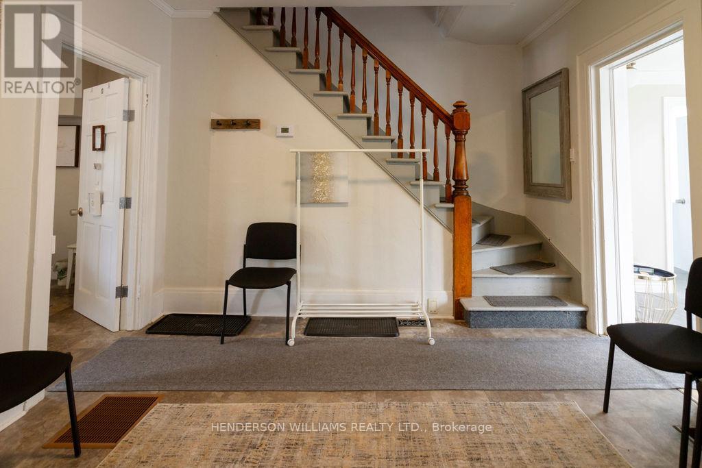 E - 1 Lake Street, Prince Edward County (Picton Ward), Ontario  K0K 2T0 - Photo 5 - X12375993