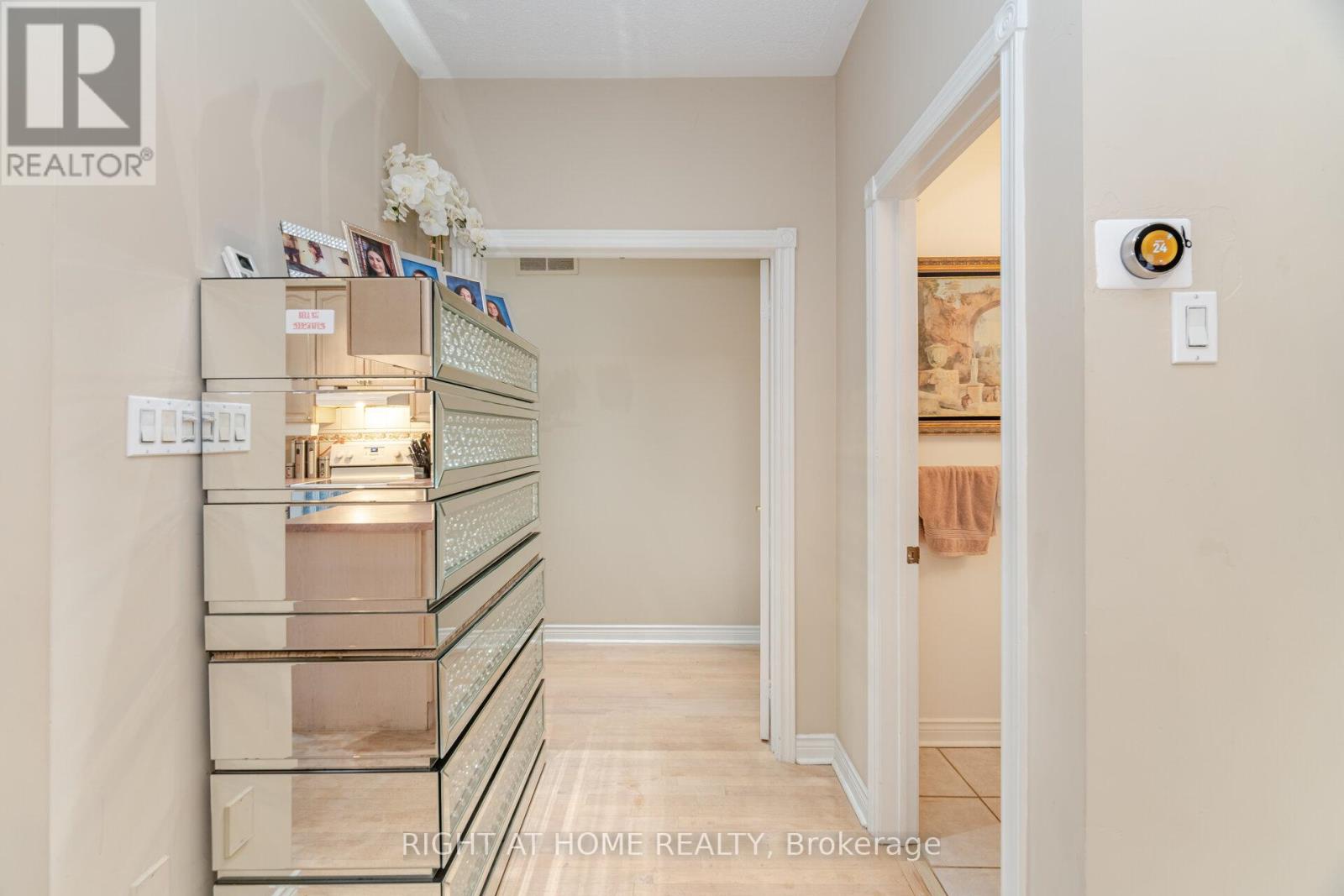 257 Anthony Avenue, Mississauga, Ontario  L4Z 3V4 - Photo 15 - W12375945