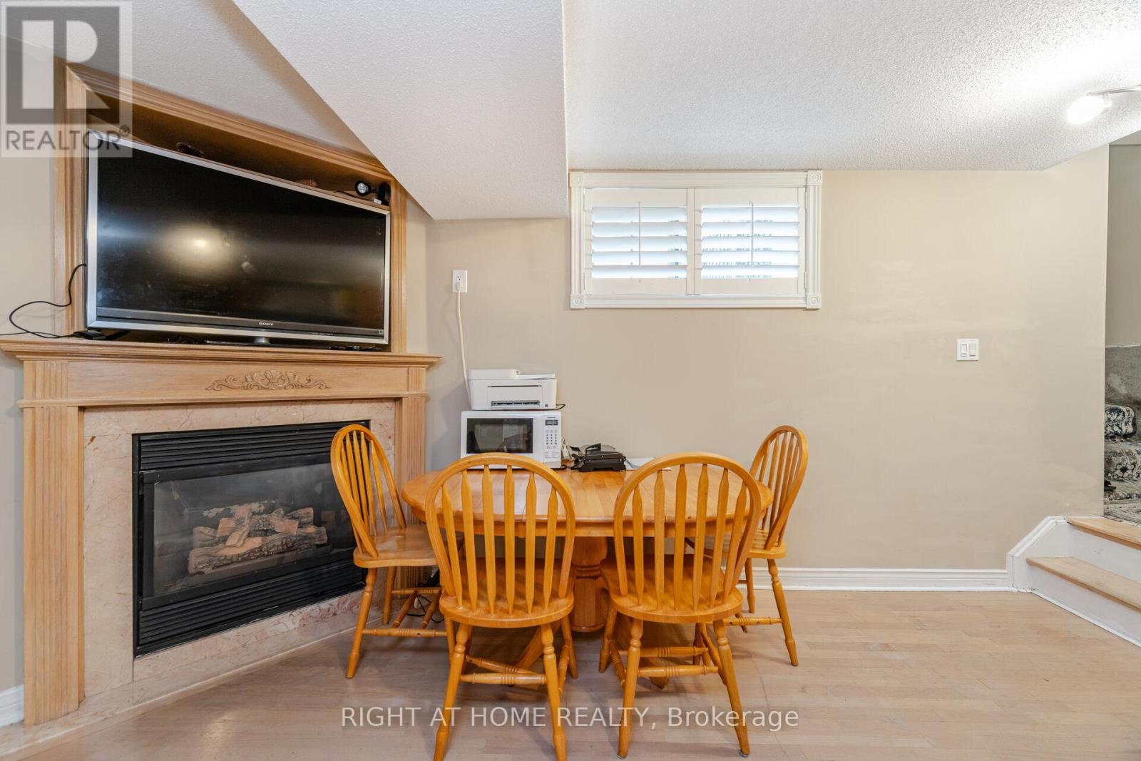 257 Anthony Avenue, Mississauga, Ontario  L4Z 3V4 - Photo 25 - W12375945