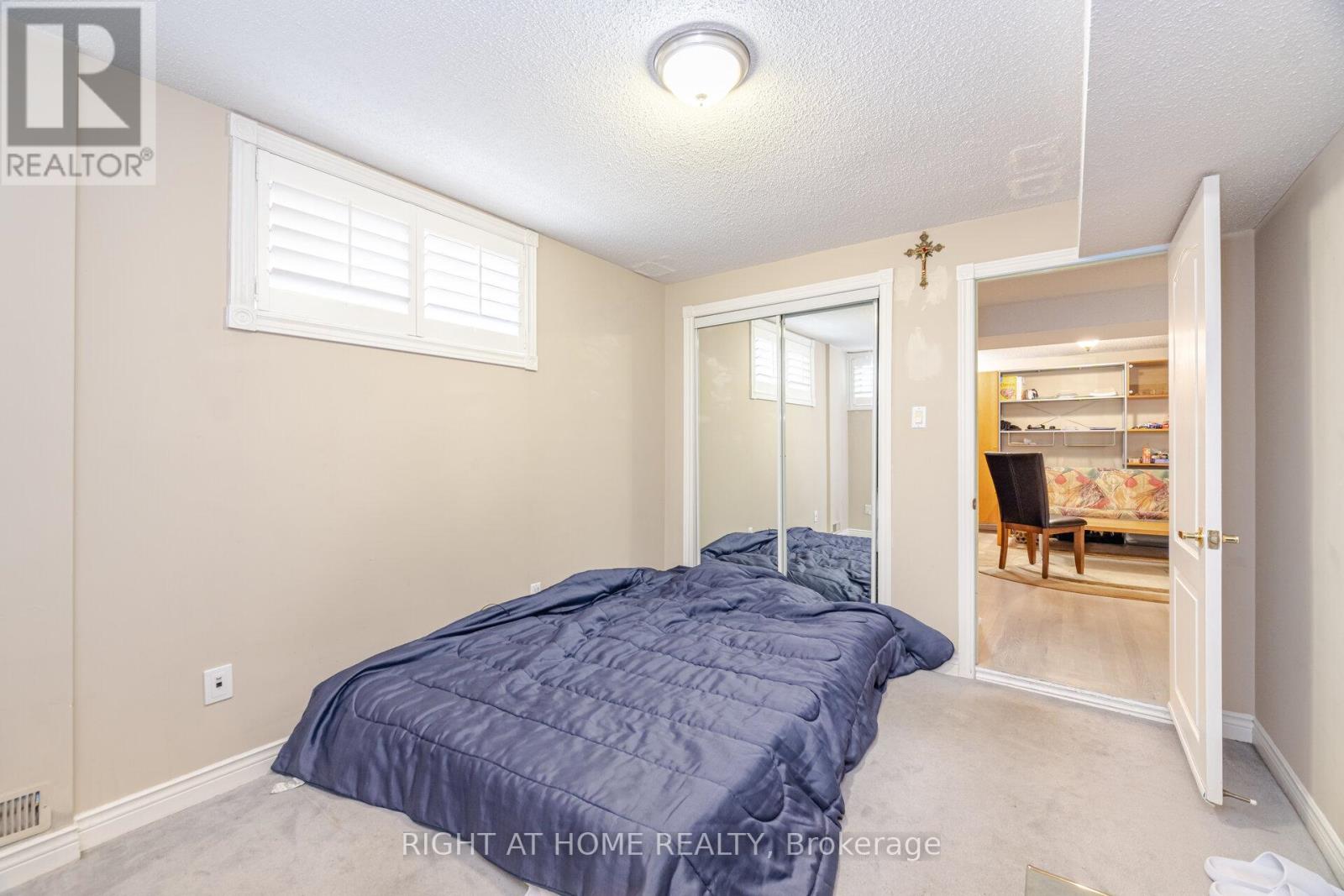 257 Anthony Avenue, Mississauga, Ontario  L4Z 3V4 - Photo 31 - W12375945