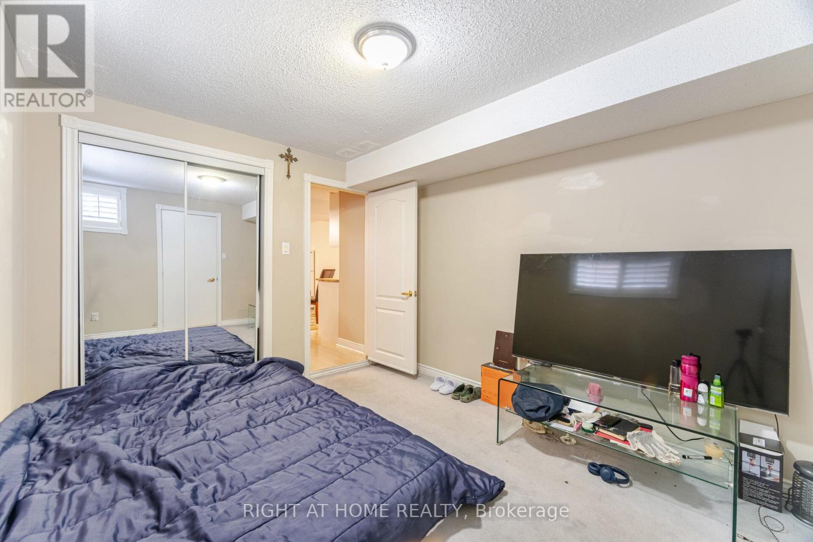 257 Anthony Avenue, Mississauga, Ontario  L4Z 3V4 - Photo 32 - W12375945