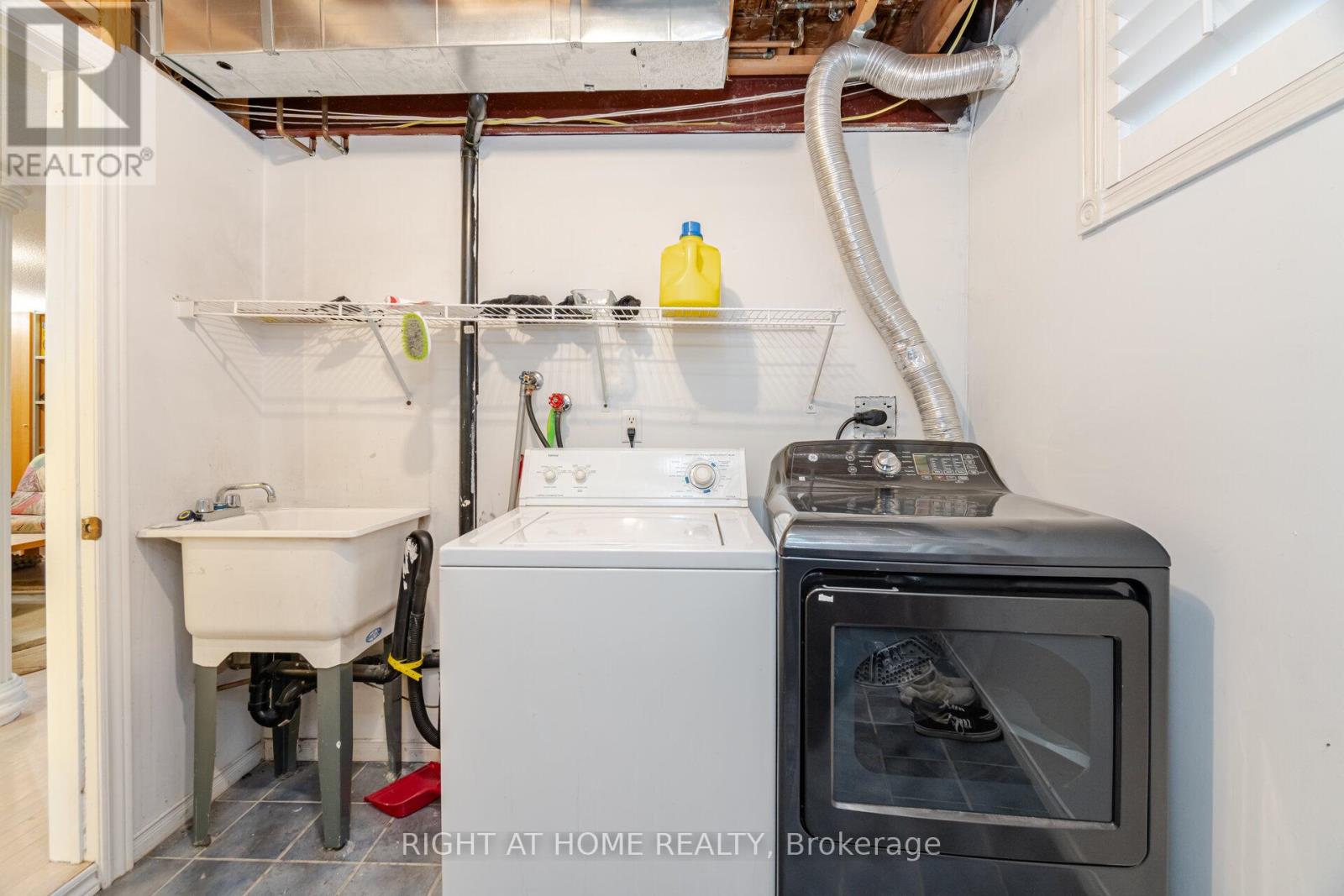 257 Anthony Avenue, Mississauga, Ontario  L4Z 3V4 - Photo 36 - W12375945