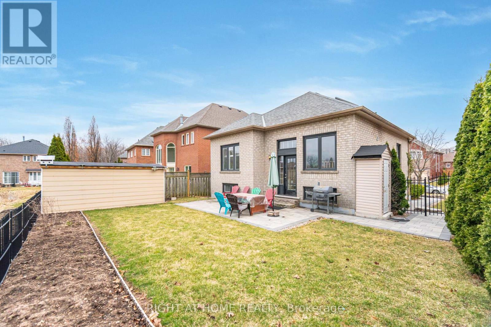 257 Anthony Avenue, Mississauga, Ontario  L4Z 3V4 - Photo 39 - W12375945