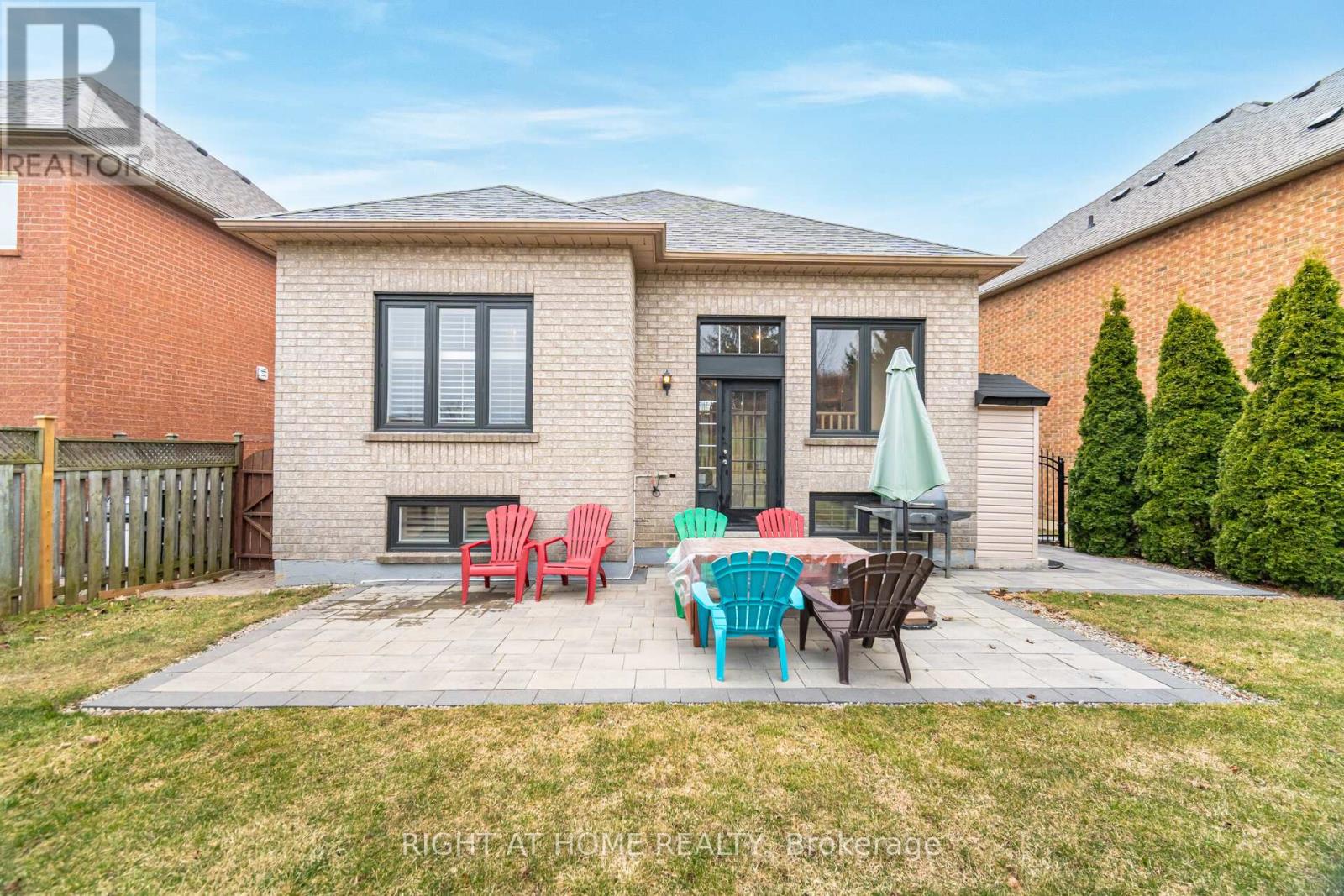 257 Anthony Avenue, Mississauga, Ontario  L4Z 3V4 - Photo 40 - W12375945