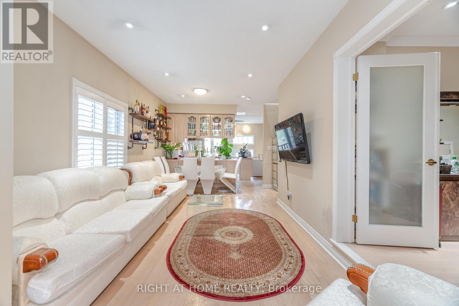 257 Anthony Avenue, Mississauga, Ontario  L4Z 3V4 - Photo 6 - W12375945