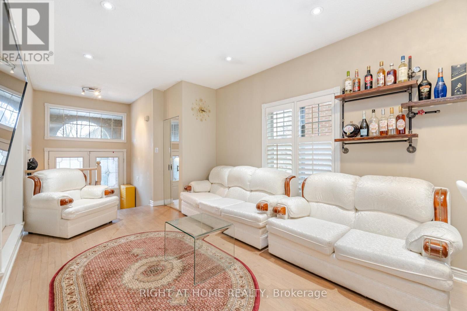 257 Anthony Avenue, Mississauga, Ontario  L4Z 3V4 - Photo 7 - W12375945