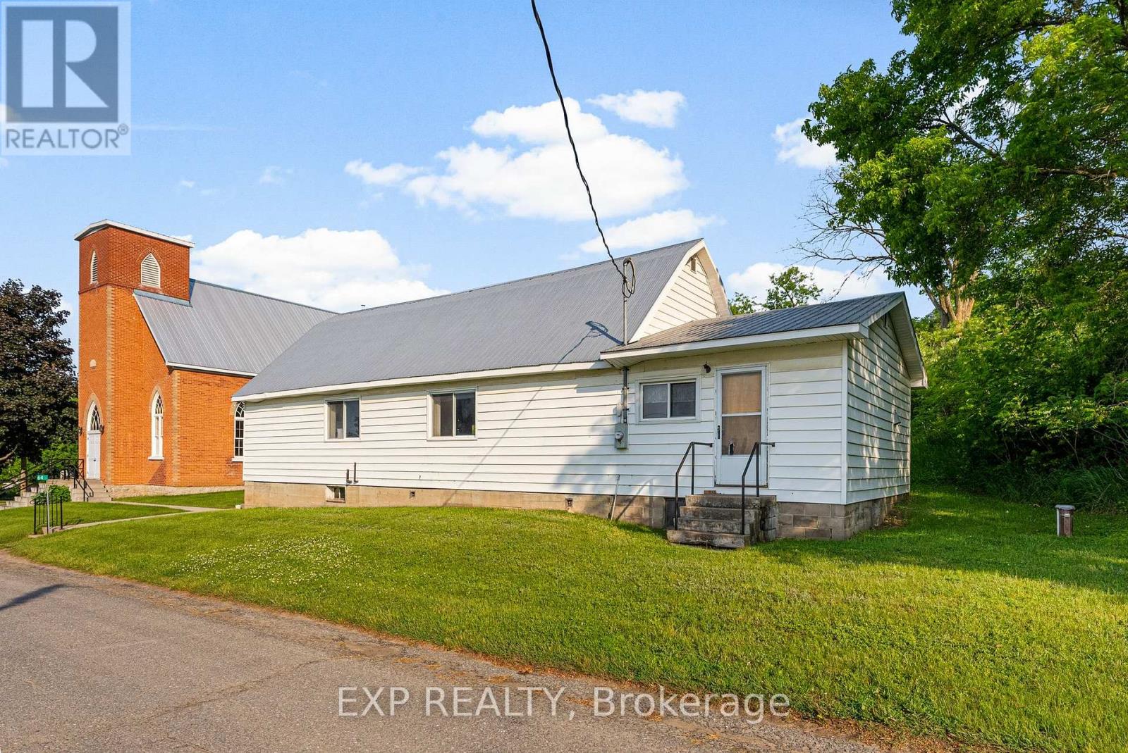 64 Malloch Street, Admaston/bromley, Ontario  K0J 1S0 - Photo 16 - X12375987