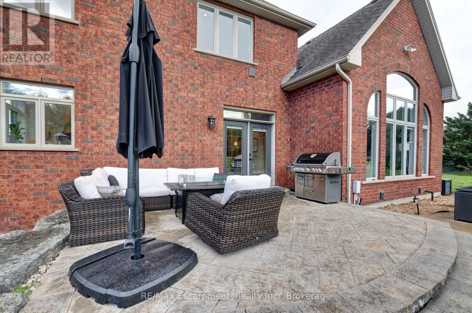 48 Palomino Drive, Hamilton, Ontario  L0R 1H3 - Photo 44 - X12376001