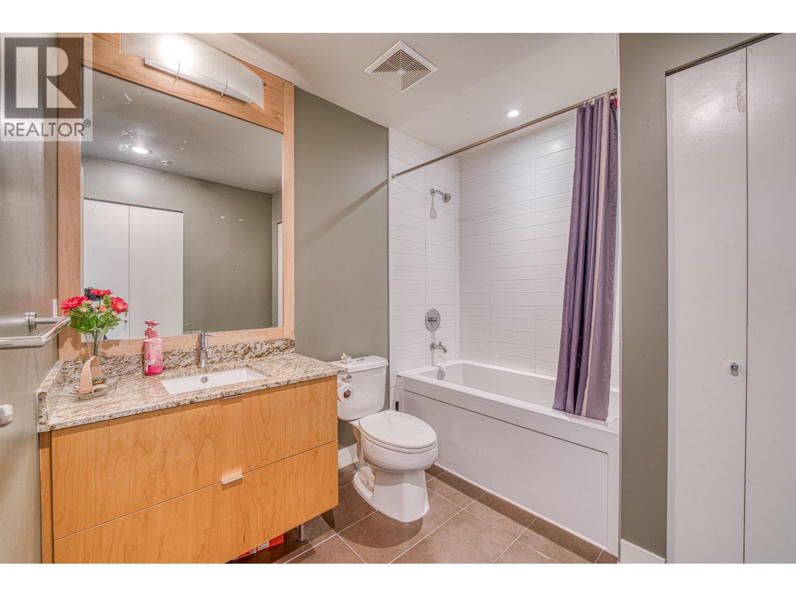 1208 7088 18th Avenue, Burnaby, British Columbia  V3N 0A2 - Photo 21 - R3042714