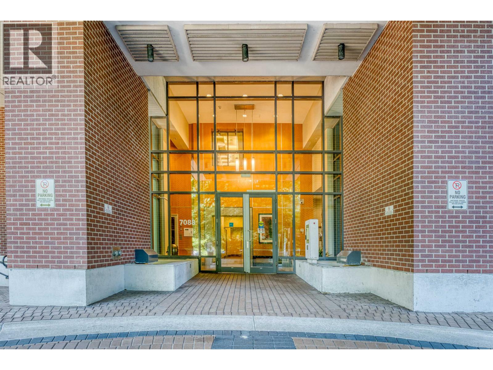 1208 7088 18th Avenue, Burnaby, British Columbia  V3N 0A2 - Photo 31 - R3042714