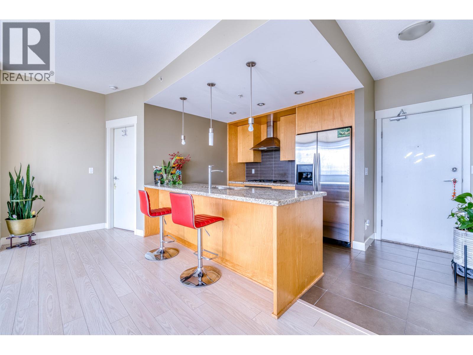 1208 7088 18th Avenue, Burnaby, British Columbia  V3N 0A2 - Photo 4 - R3042714