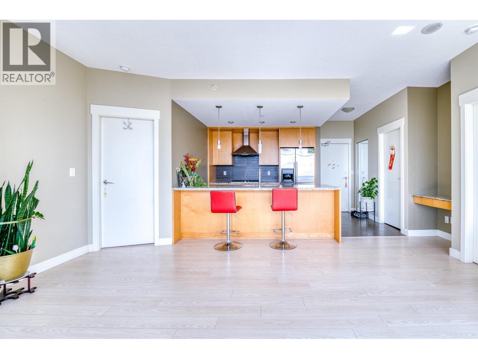 1208 7088 18th Avenue, Burnaby, British Columbia  V3N 0A2 - Photo 6 - R3042714