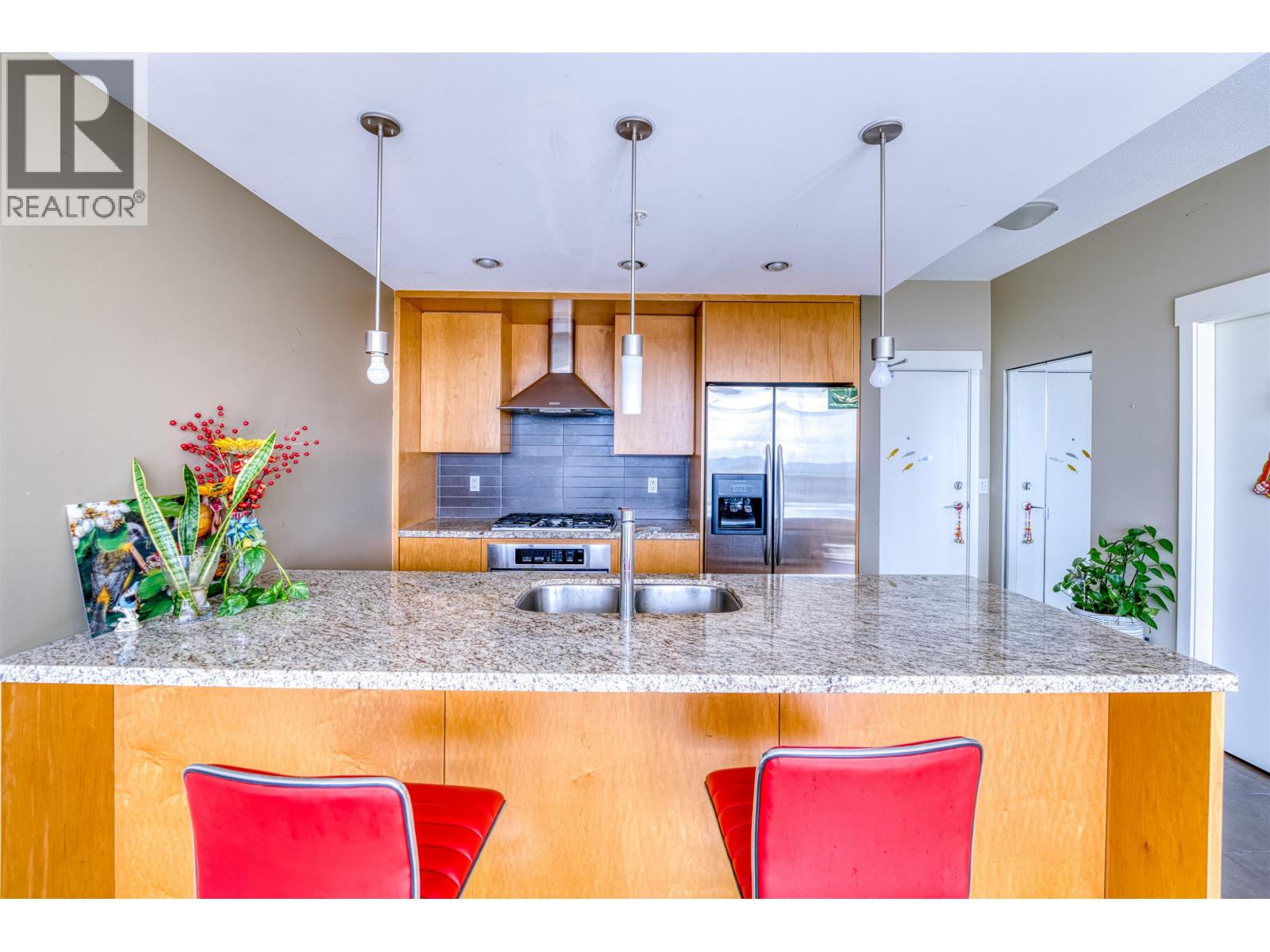 1208 7088 18th Avenue, Burnaby, British Columbia  V3N 0A2 - Photo 9 - R3042714