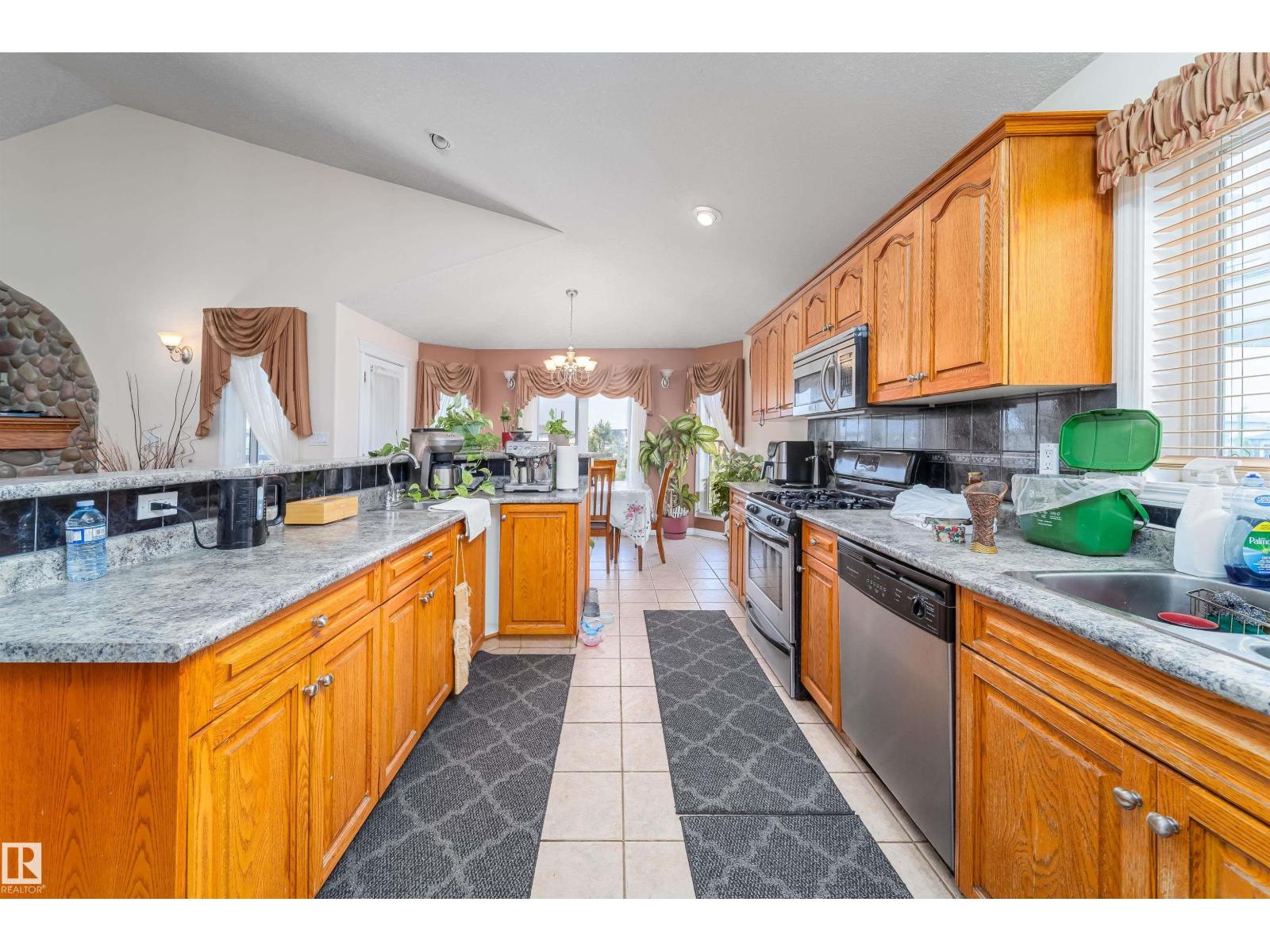 6928 164 Av Nw, Edmonton, Alberta  T5Z 3R3 - Photo 32 - E4455723
