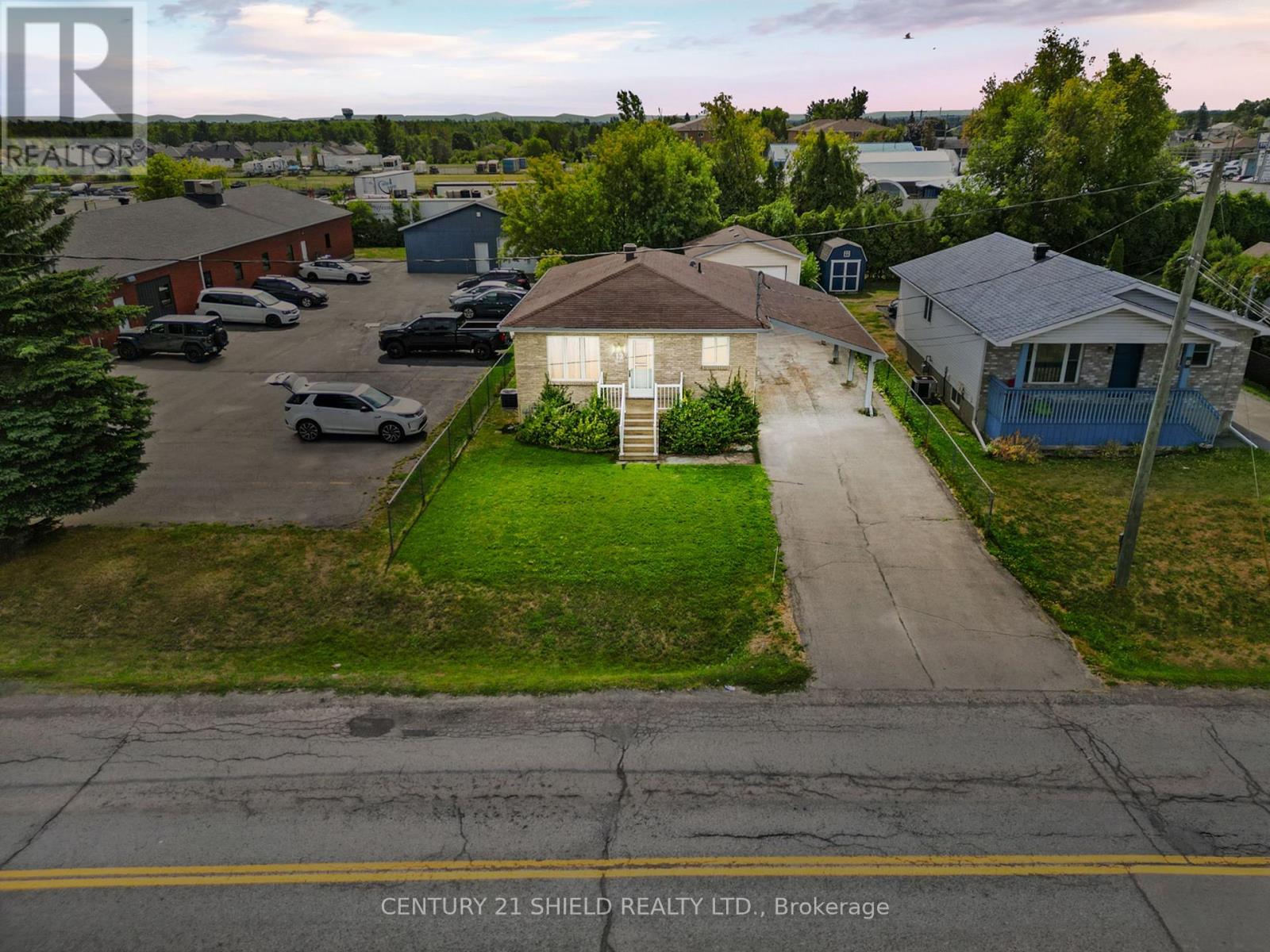 12 South Branch Road, Cornwall, Ontario  K6K 1T4 - Photo 1 - X12375992