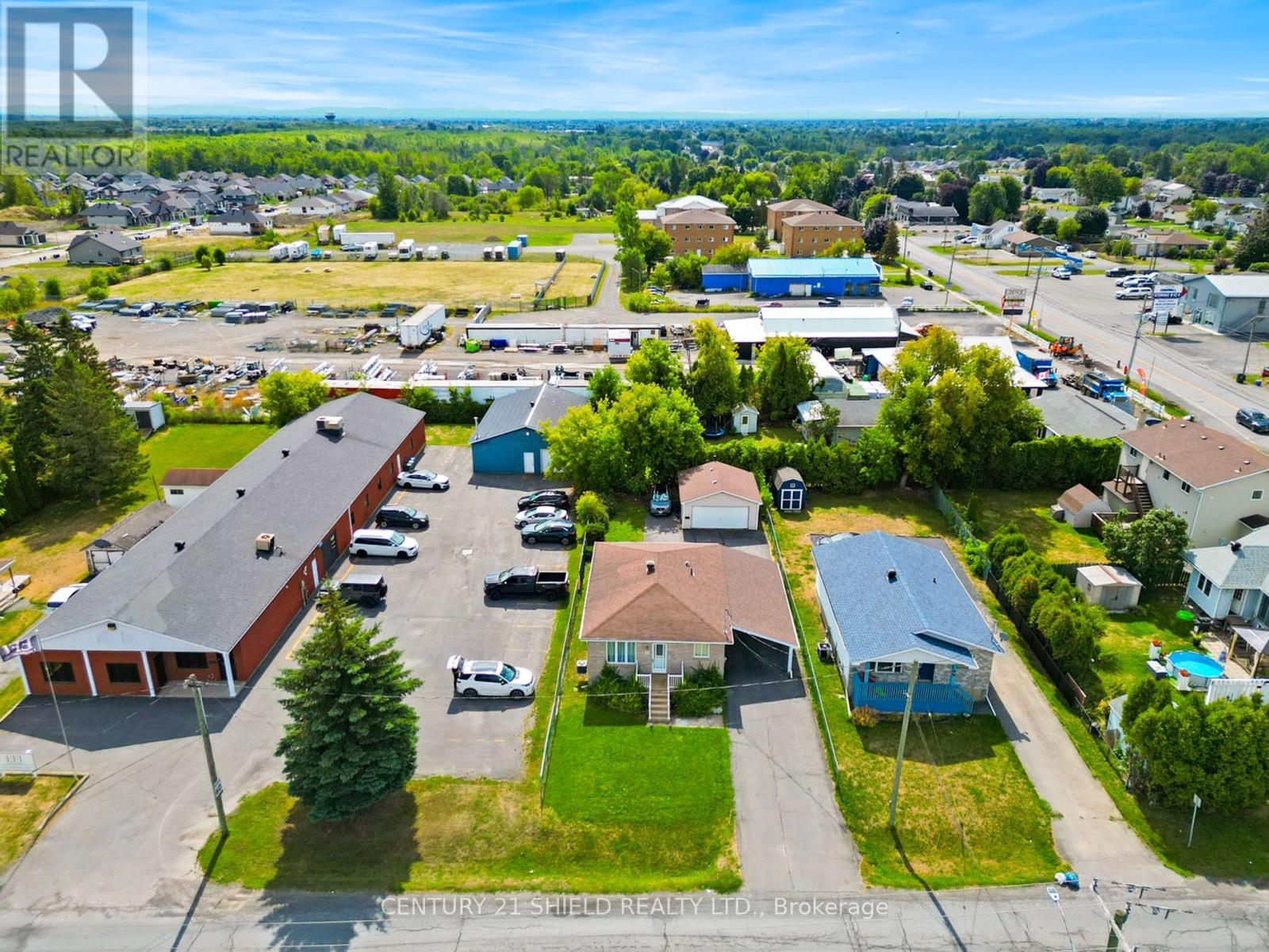 12 South Branch Road, Cornwall, Ontario  K6K 1T4 - Photo 11 - X12375992