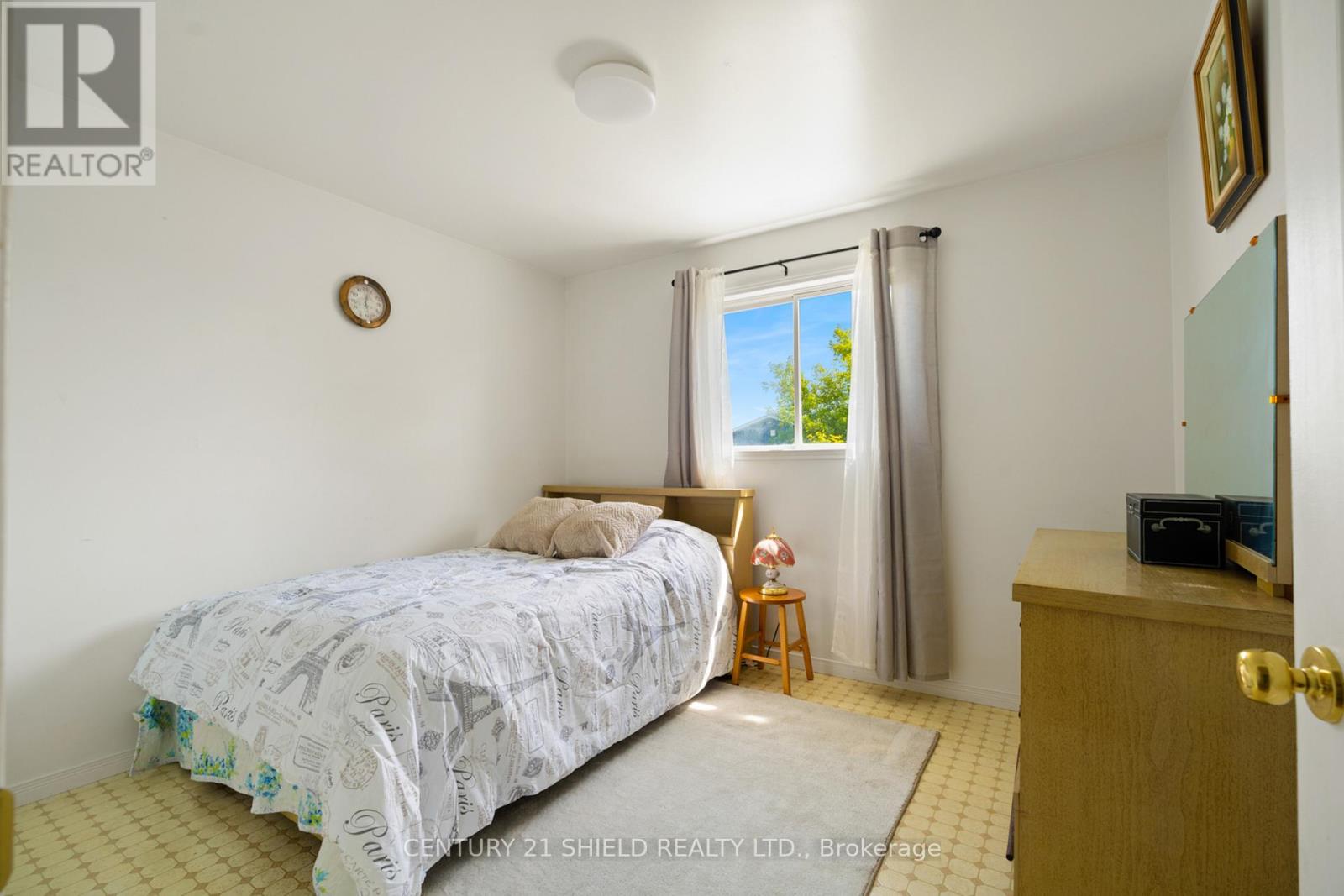 12 South Branch Road, Cornwall, Ontario  K6K 1T4 - Photo 28 - X12375992