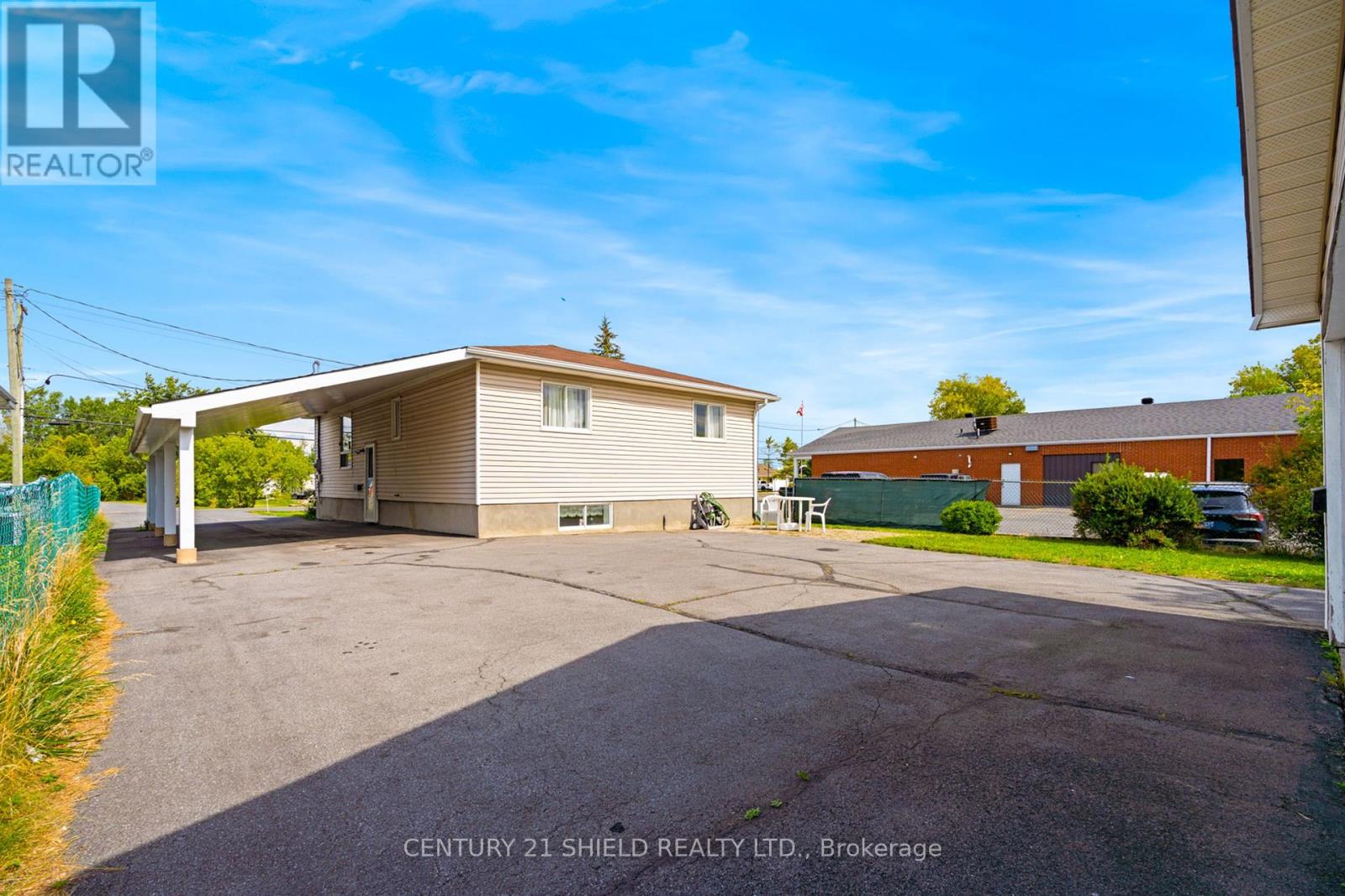 12 South Branch Road, Cornwall, Ontario  K6K 1T4 - Photo 8 - X12375992