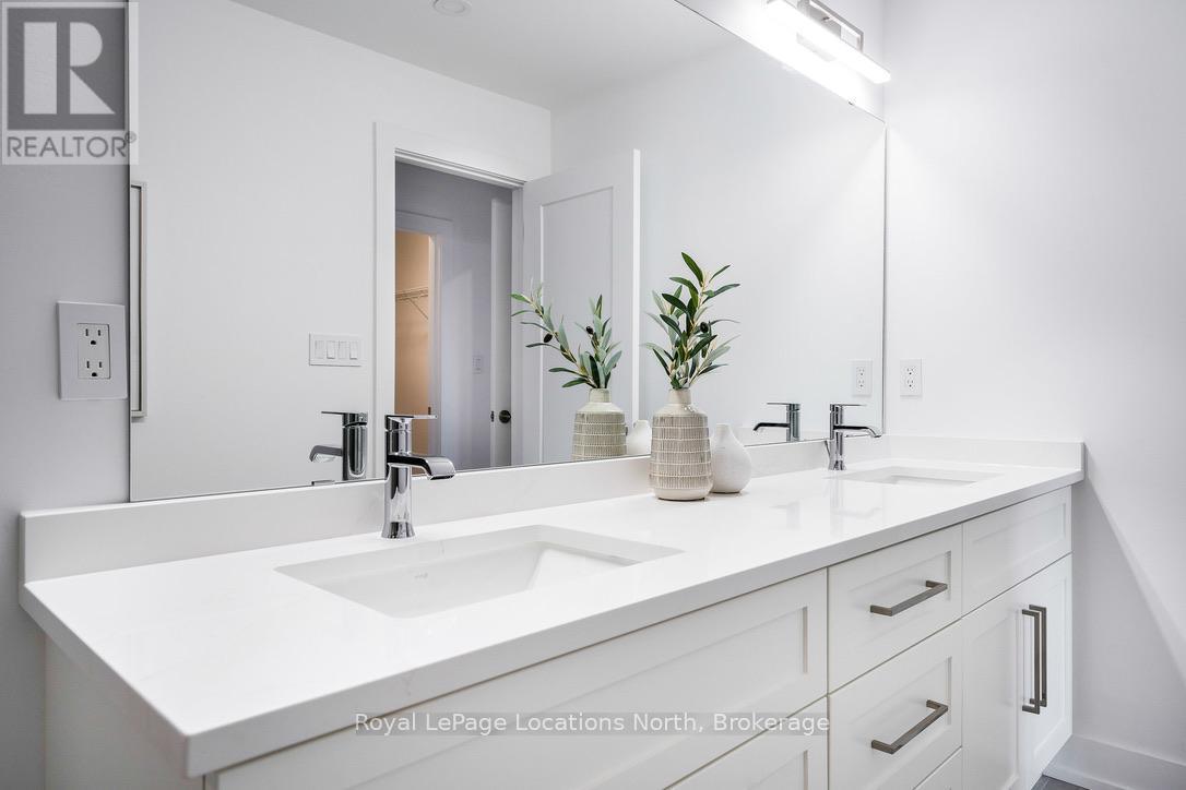 11 Swain Crescent, Collingwood, Ontario  L9Y 2L3 - Photo 24 - S12376029