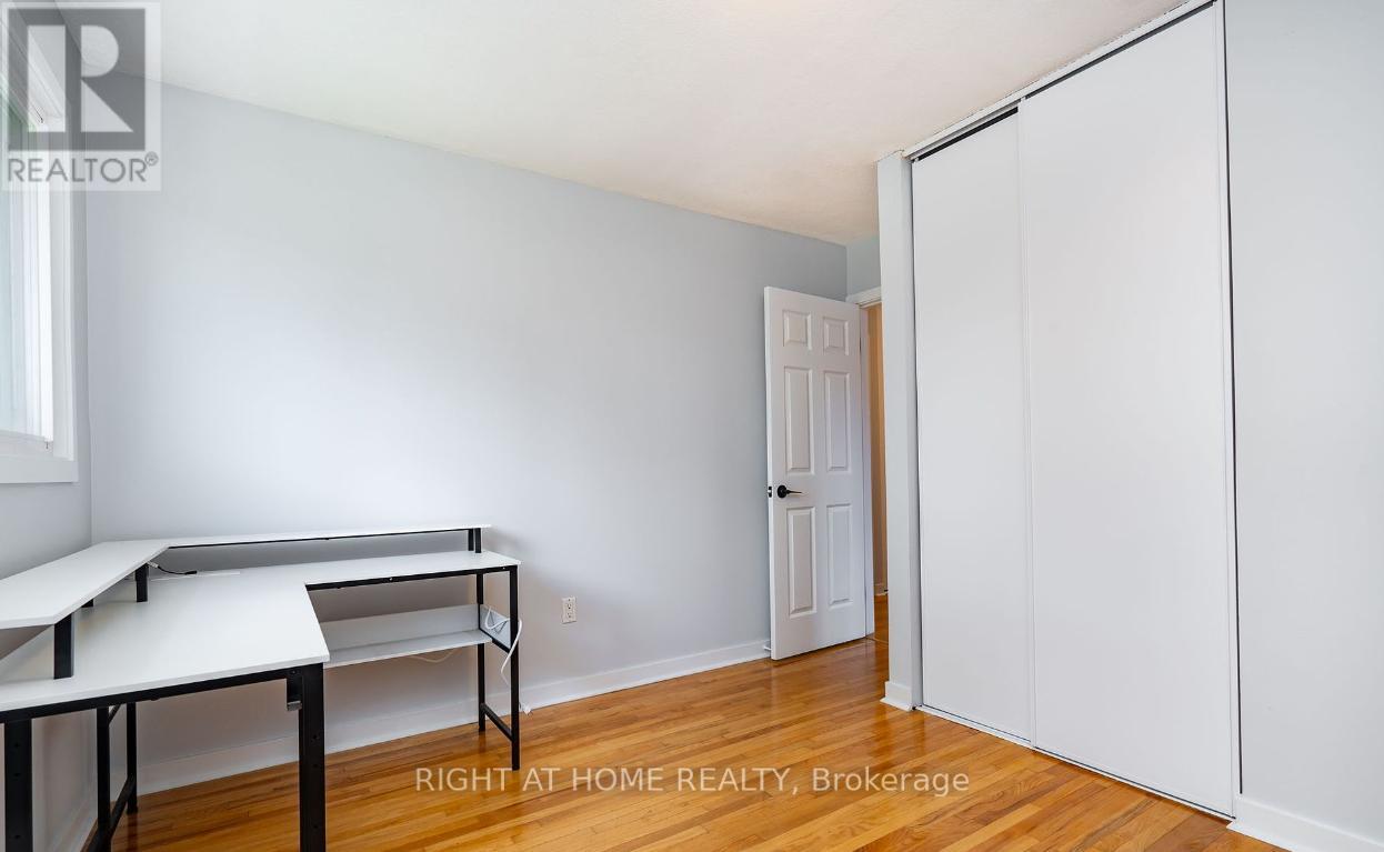 Upper - 4122 Dursley Crescent, Mississauga, Ontario  L4Z 1J7 - Photo 16 - W12375988