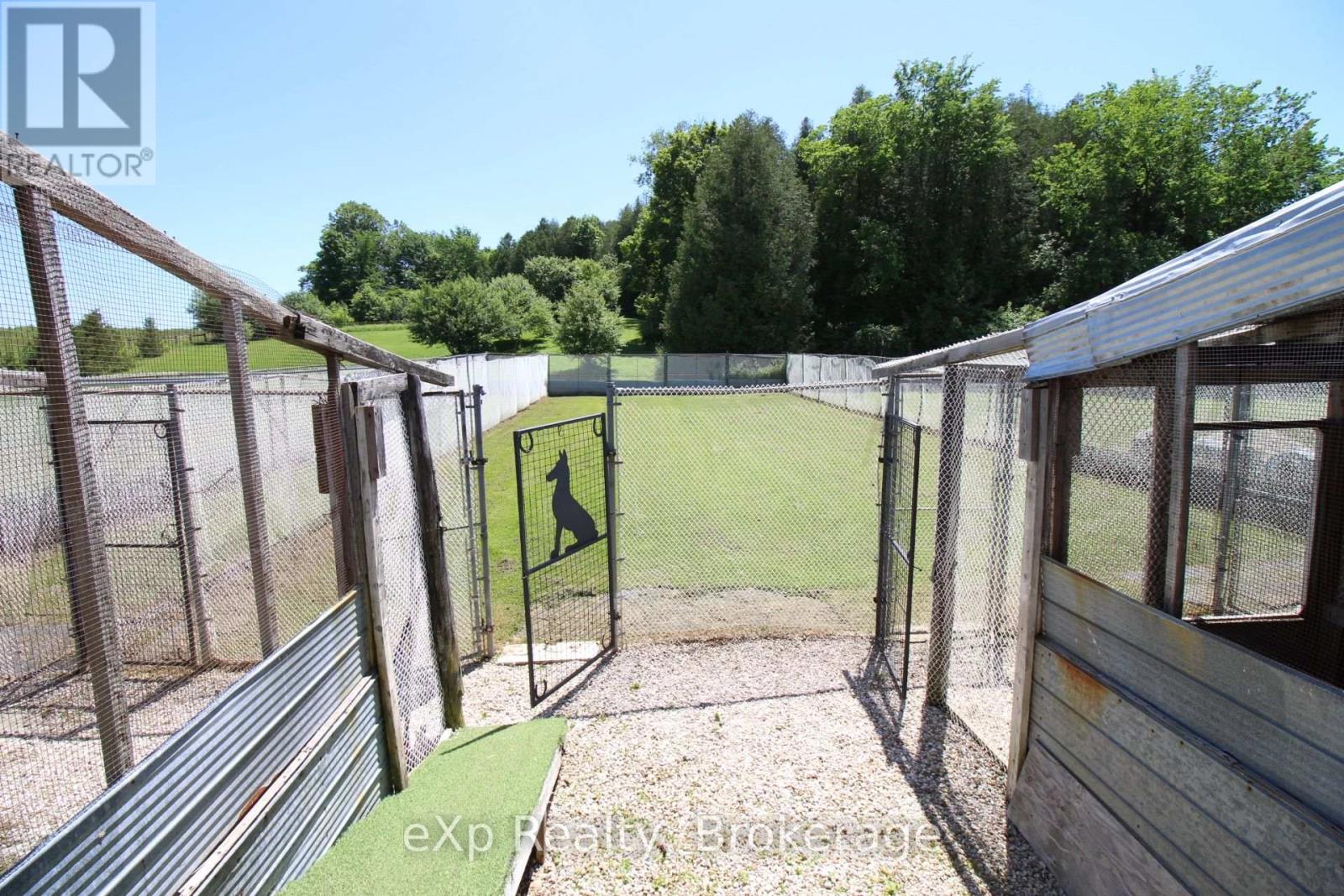125 Lake Drive, West Grey, Ontario  N0C 1H0 - Photo 20 - X12376022
