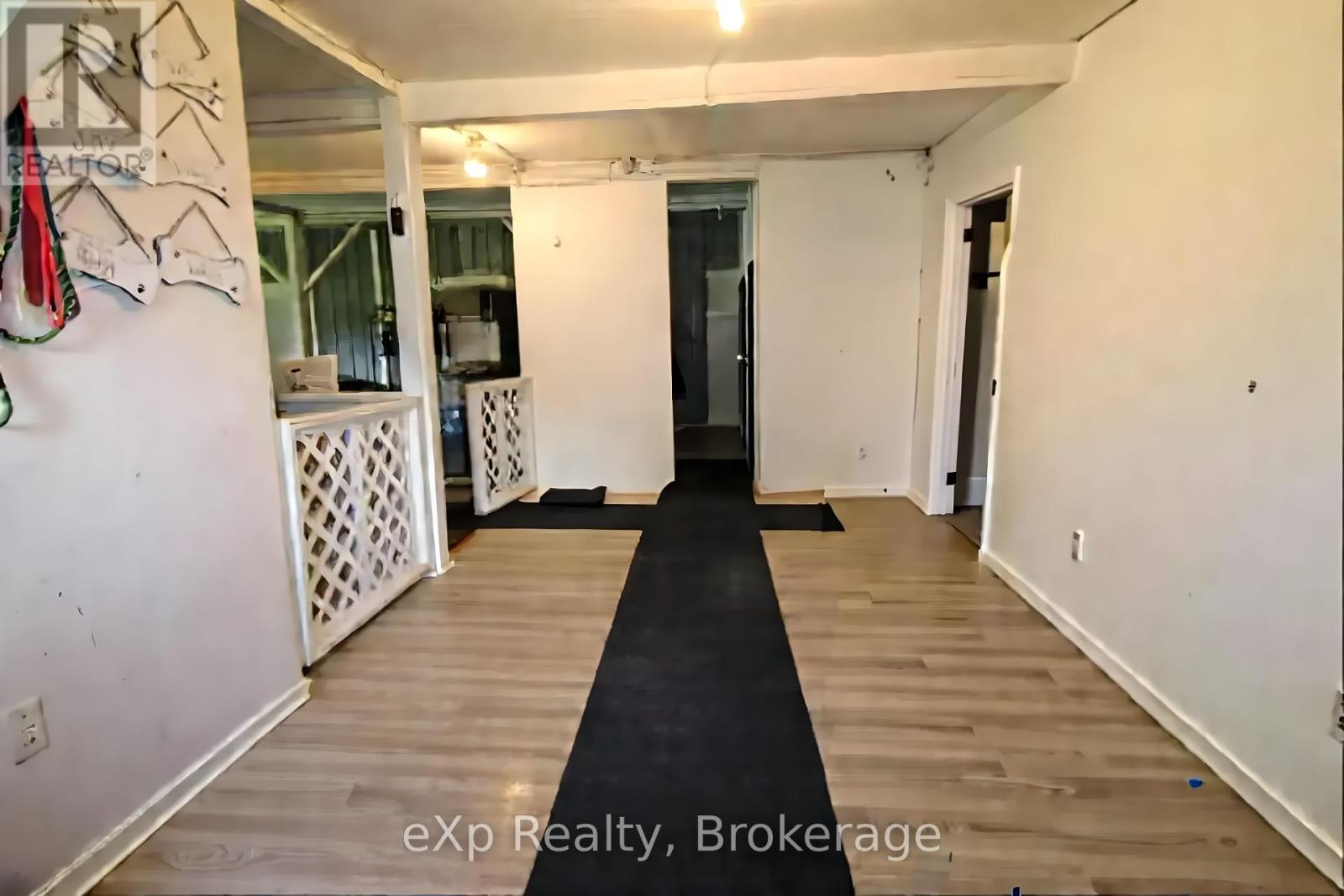 125 Lake Drive, West Grey, Ontario  N0C 1H0 - Photo 33 - X12376022