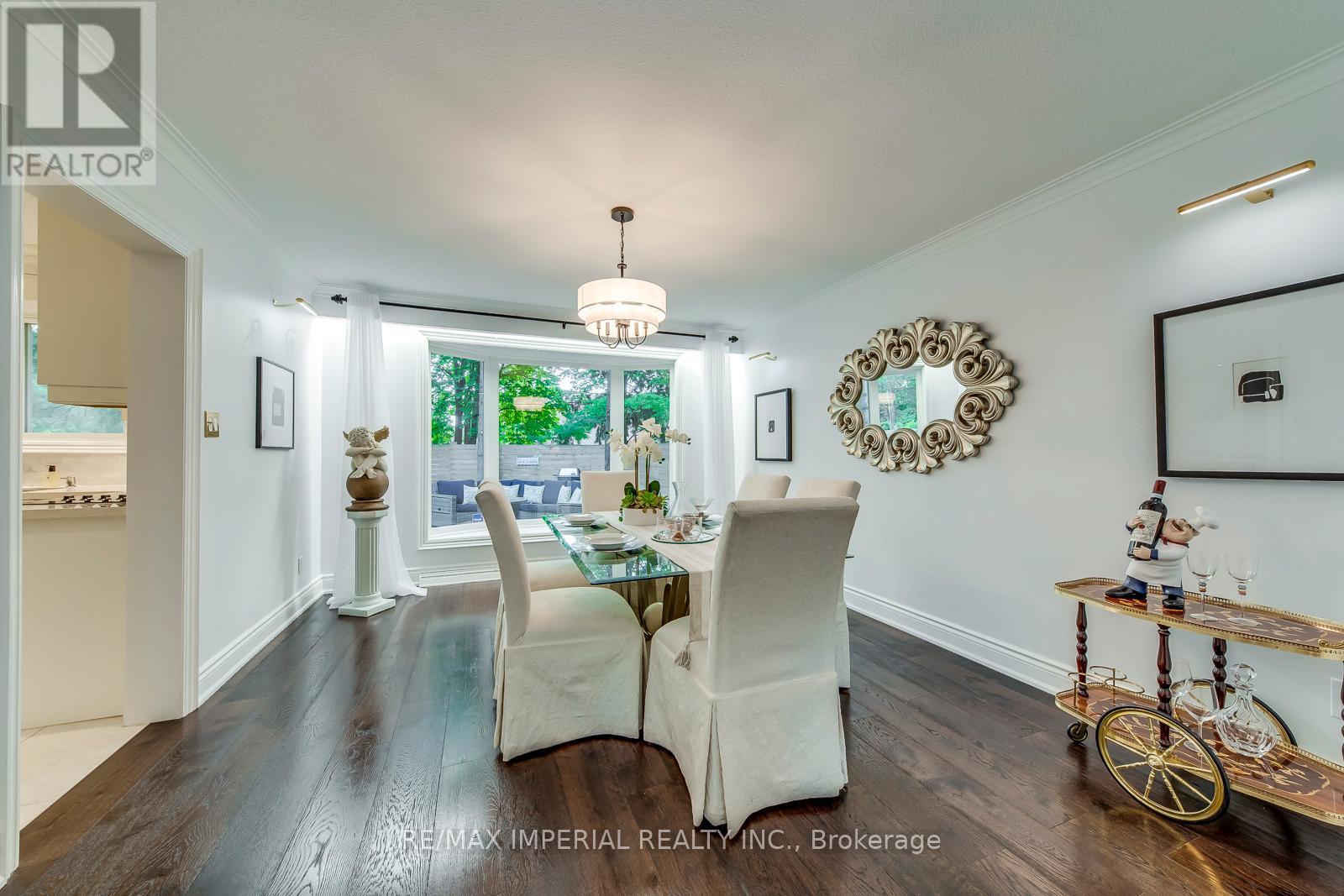 8 Medalist Road, Toronto, Ontario  M2P 1Y3 - Photo 12 - C12373103