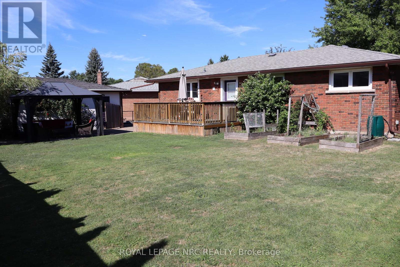 3071 Basswood Court, Niagara Falls, Ontario  L2J 2G9 - Photo 22 - X12350599
