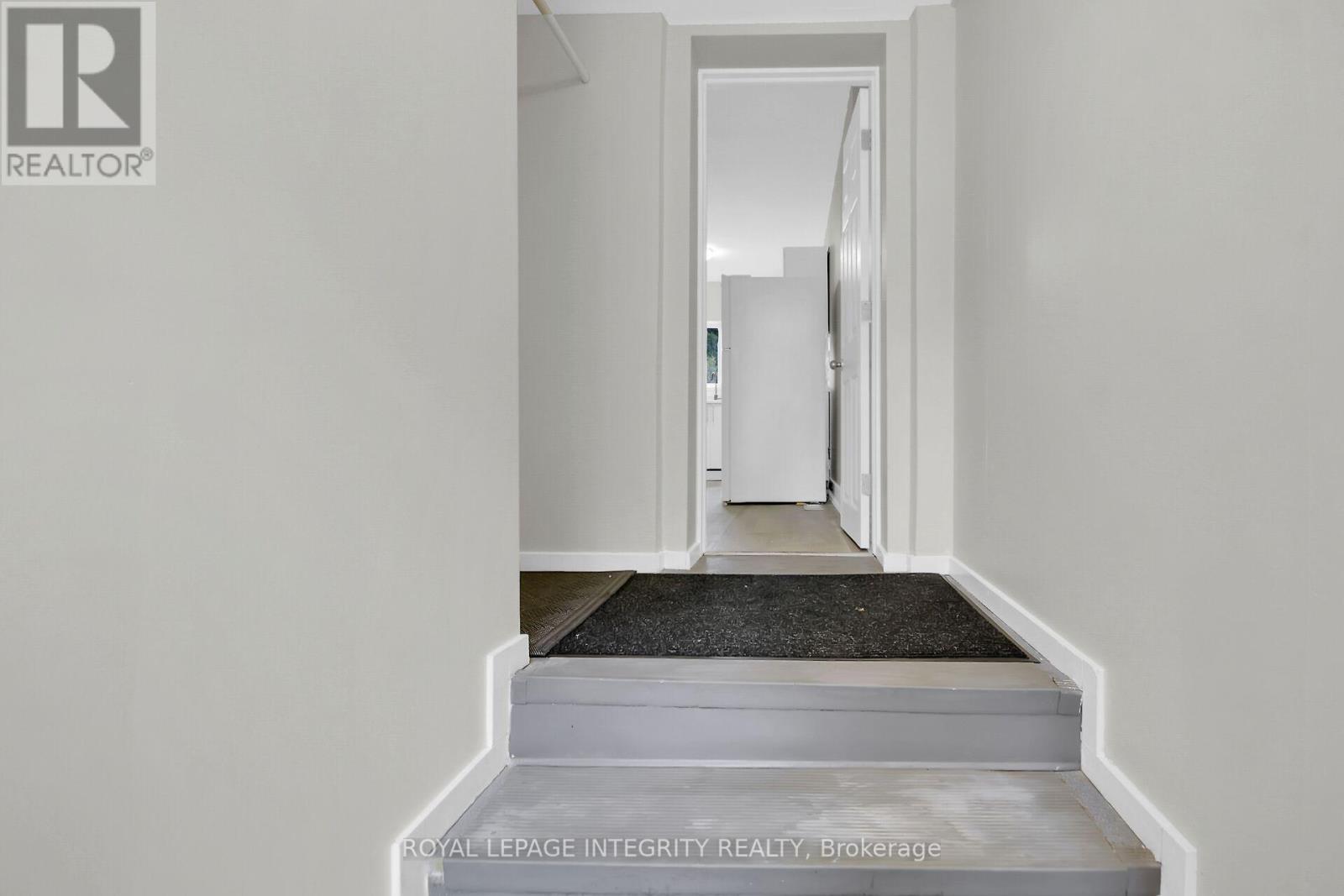 Property at 209 HANNAH STREET image 3