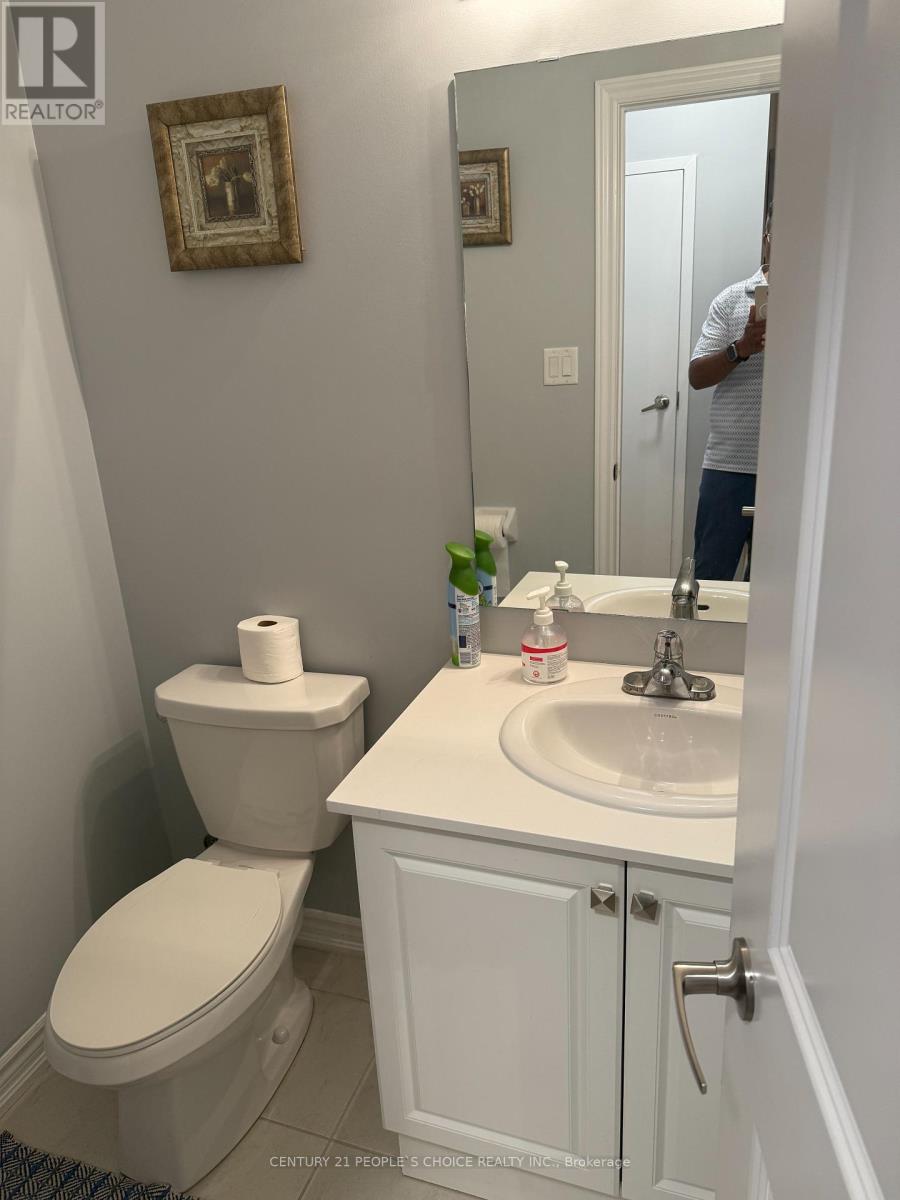 4 - 465 Beresford Path, Oshawa, Ontario  L1H 0B2 - Photo 7 - E12376011