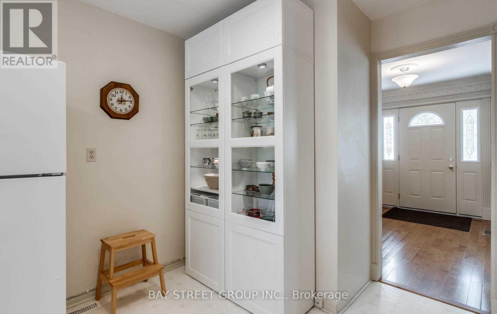 791 Sunnypoint Drive, Newmarket, Ontario  L3Y 2Z7 - Photo 15 - N12376028