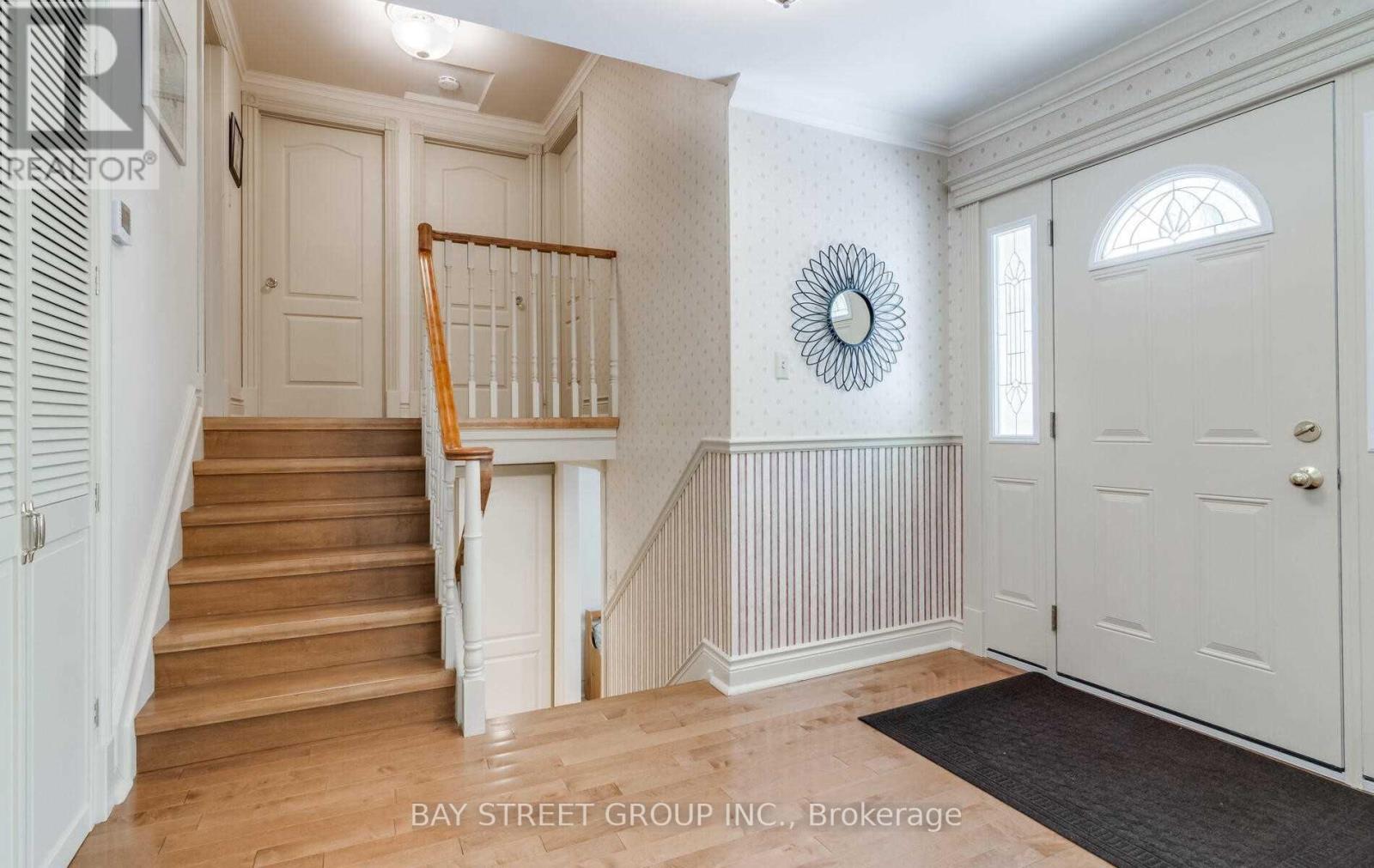 791 Sunnypoint Drive, Newmarket, Ontario  L3Y 2Z7 - Photo 19 - N12376028