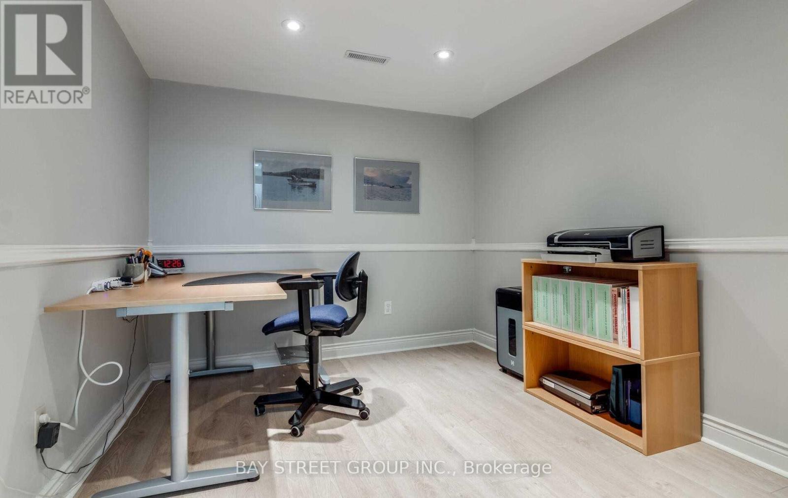 791 Sunnypoint Drive, Newmarket, Ontario  L3Y 2Z7 - Photo 27 - N12376028