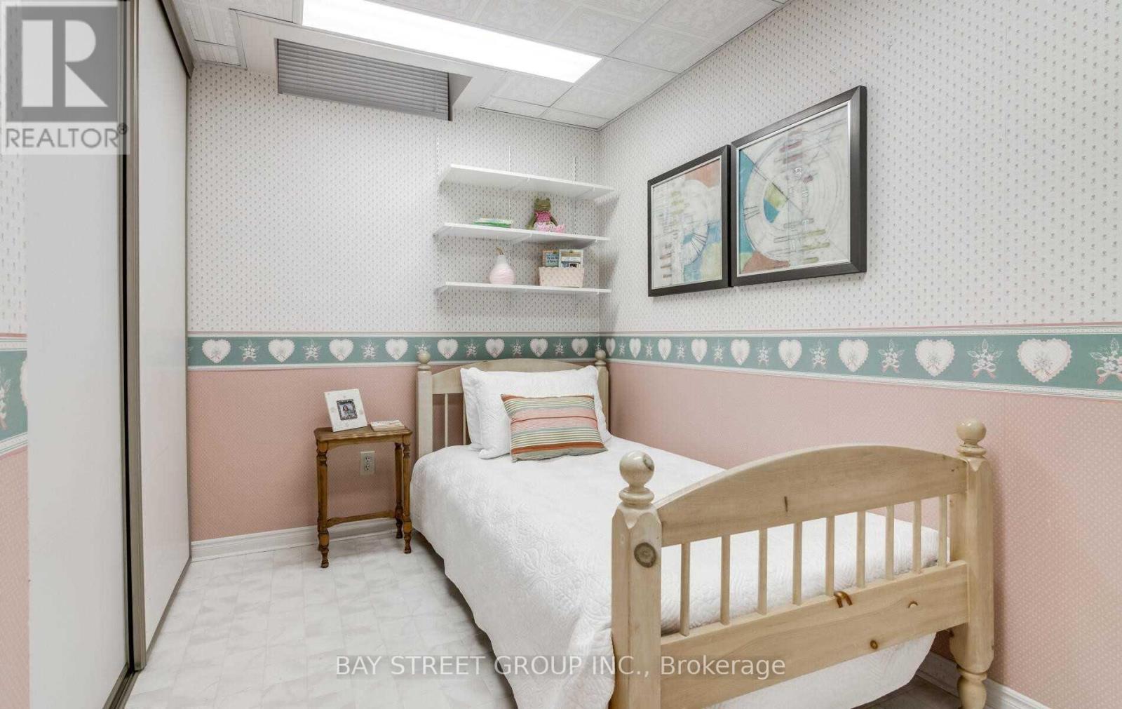 791 Sunnypoint Drive, Newmarket, Ontario  L3Y 2Z7 - Photo 28 - N12376028