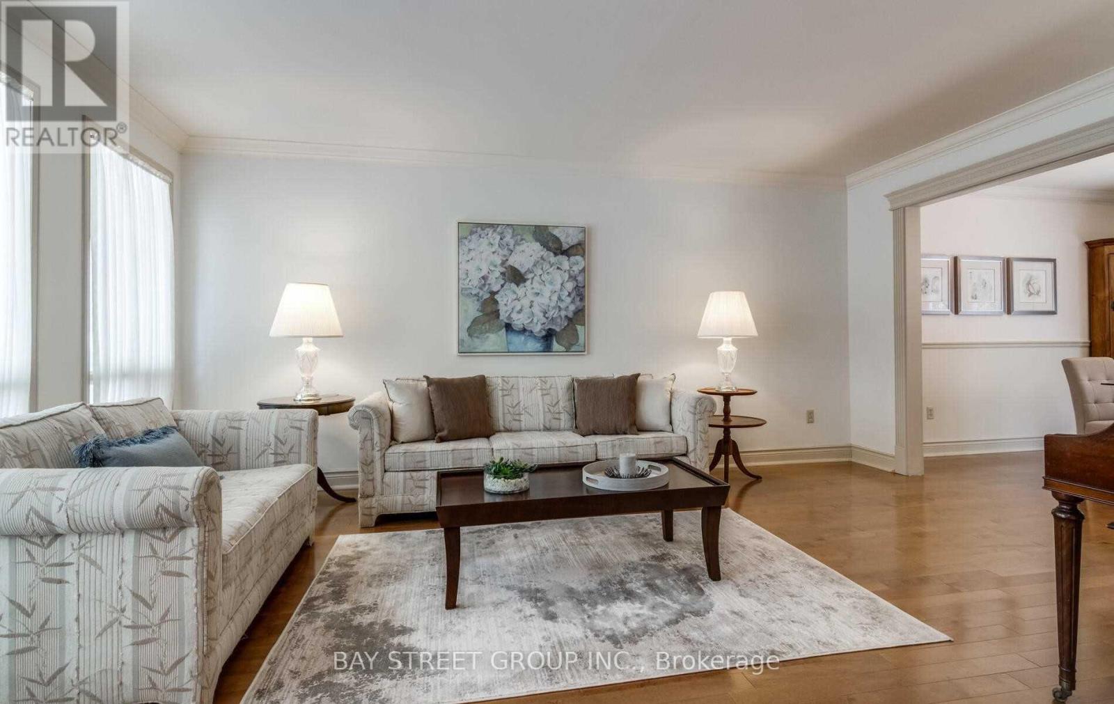 791 Sunnypoint Drive, Newmarket, Ontario  L3Y 2Z7 - Photo 8 - N12376028