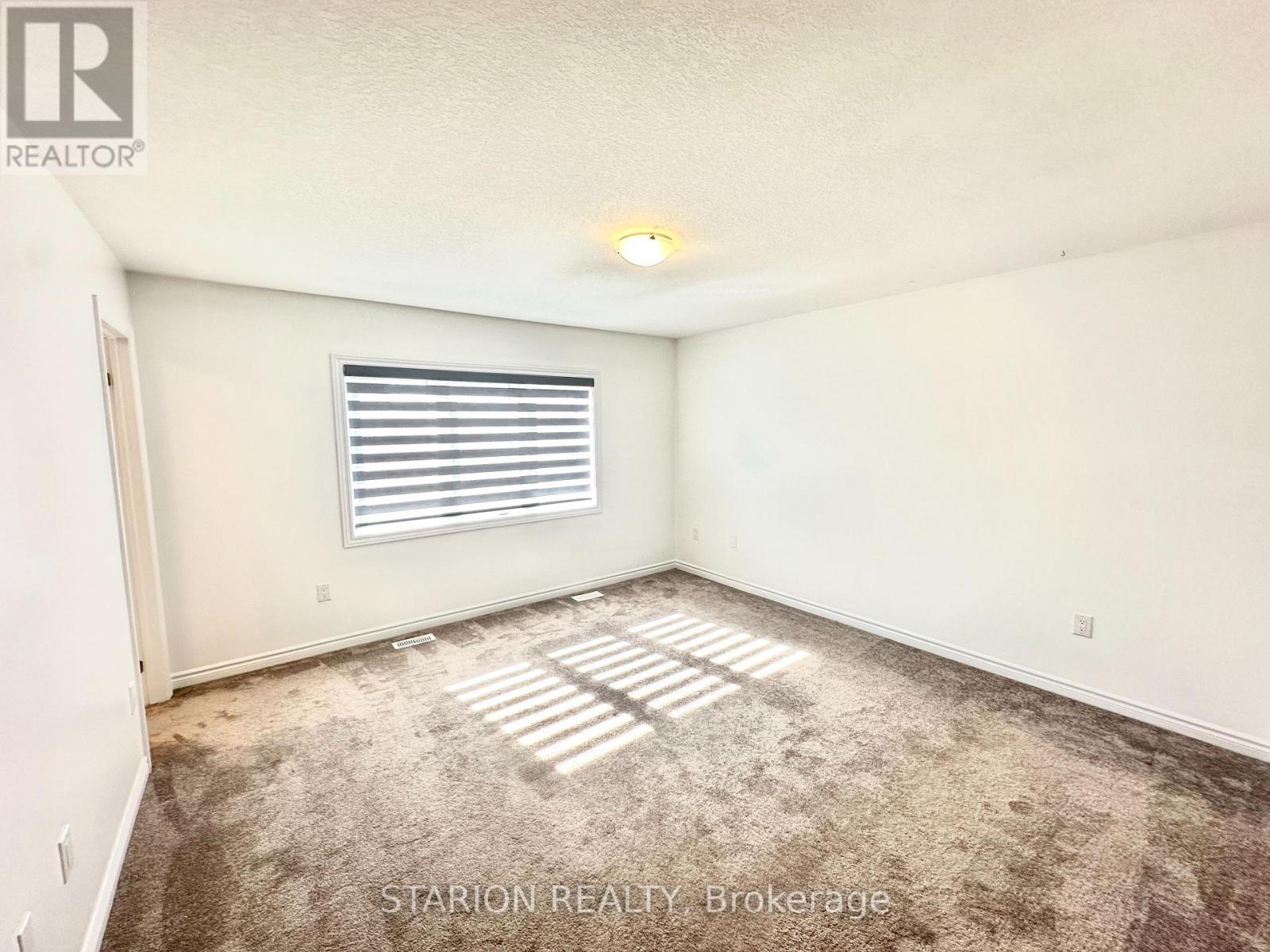 50 Lise Lane, Haldimand, Ontario  N3W 0E8 - Photo 12 - X12376024