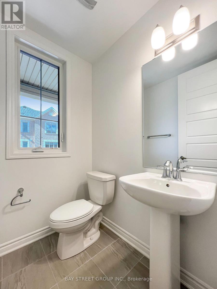 1336 Ripplewood Avenue, Oakville, Ontario  L6M 5P1 - Photo 8 - W12365948