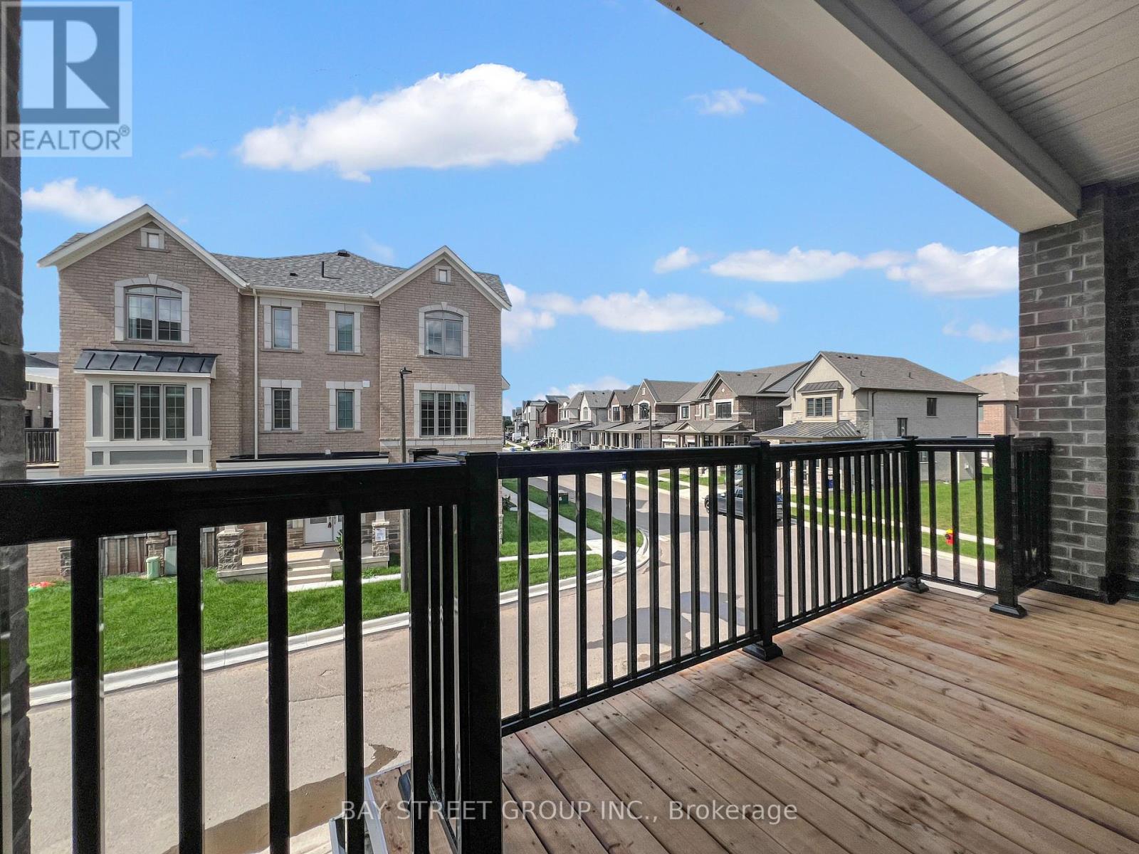 1336 Ripplewood Avenue, Oakville, Ontario  L6M 5P1 - Photo 19 - W12365948