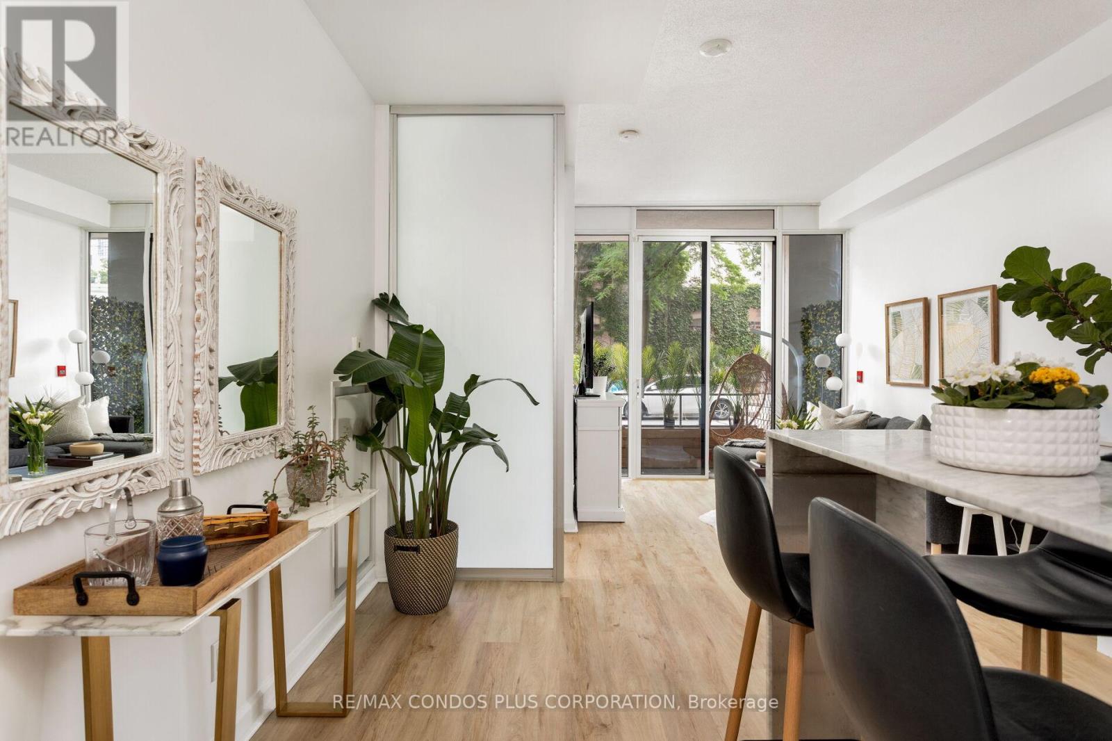 101 - 111 Elizabeth Street, Toronto, Ontario  M5G 1P7 - Photo 8 - C12376041