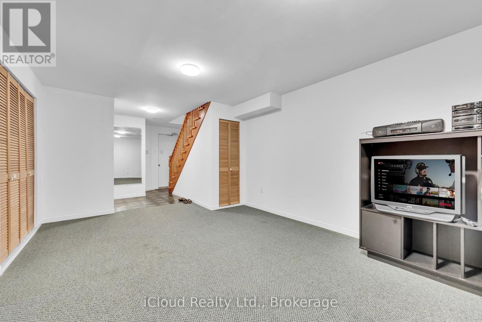 551 Caledonia Road, Toronto, Ontario  M6E 4V3 - Photo 31 - W12376037
