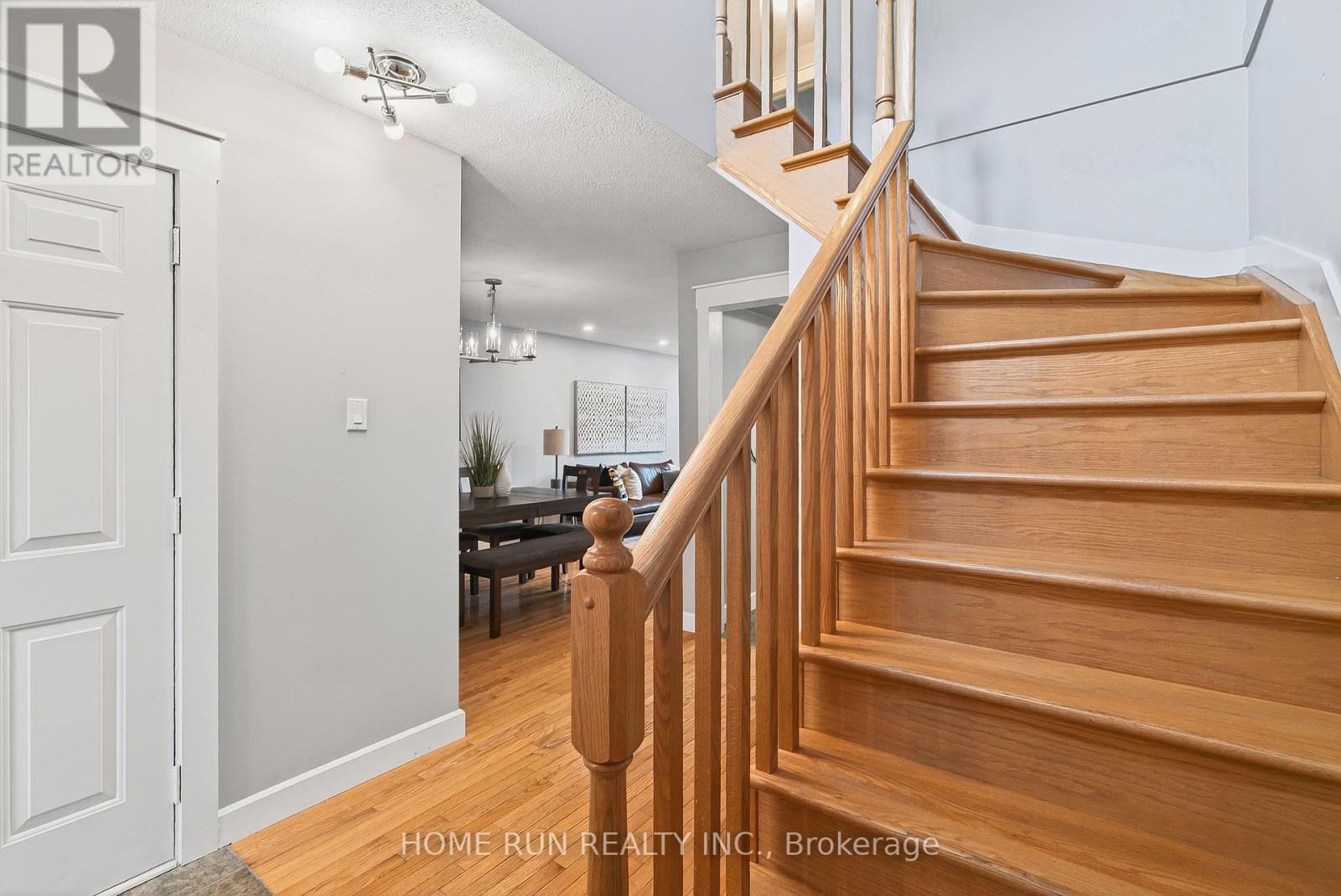 19 Harrington Court, Ottawa, Ontario  K2K 2S6 - Photo 21 - X12376074