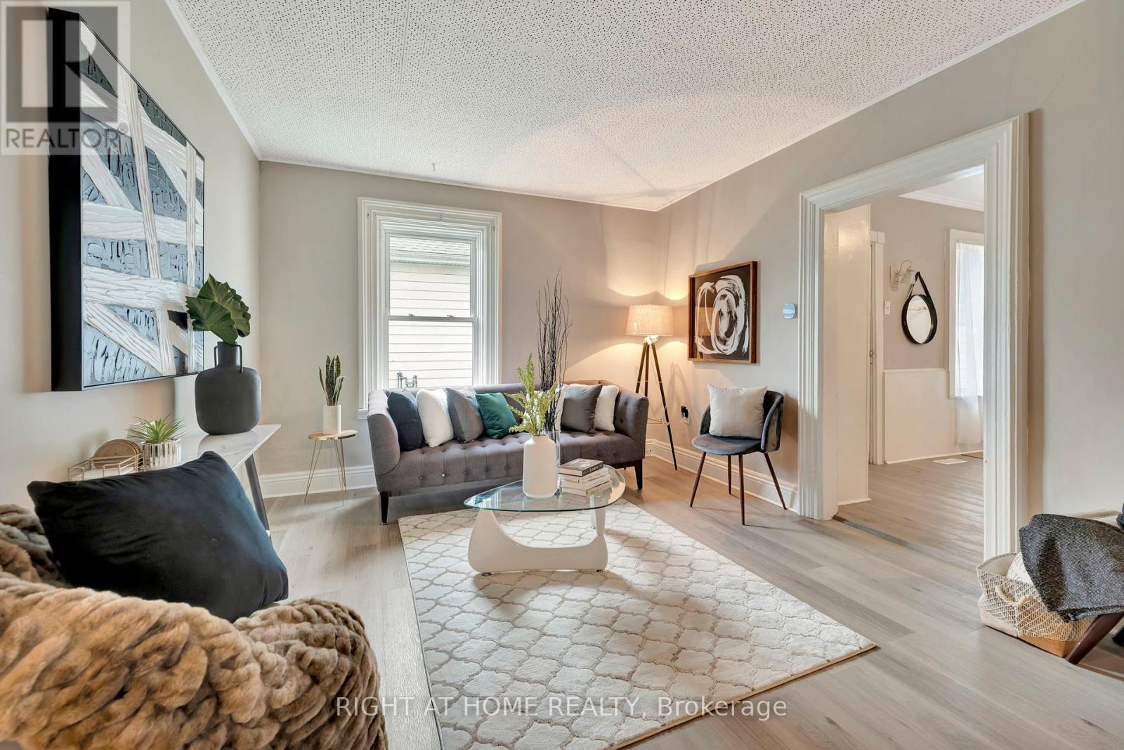 462 Upper Wellington Street, Hamilton, Ontario  L9A 3P4 - Photo 4 - X12376050